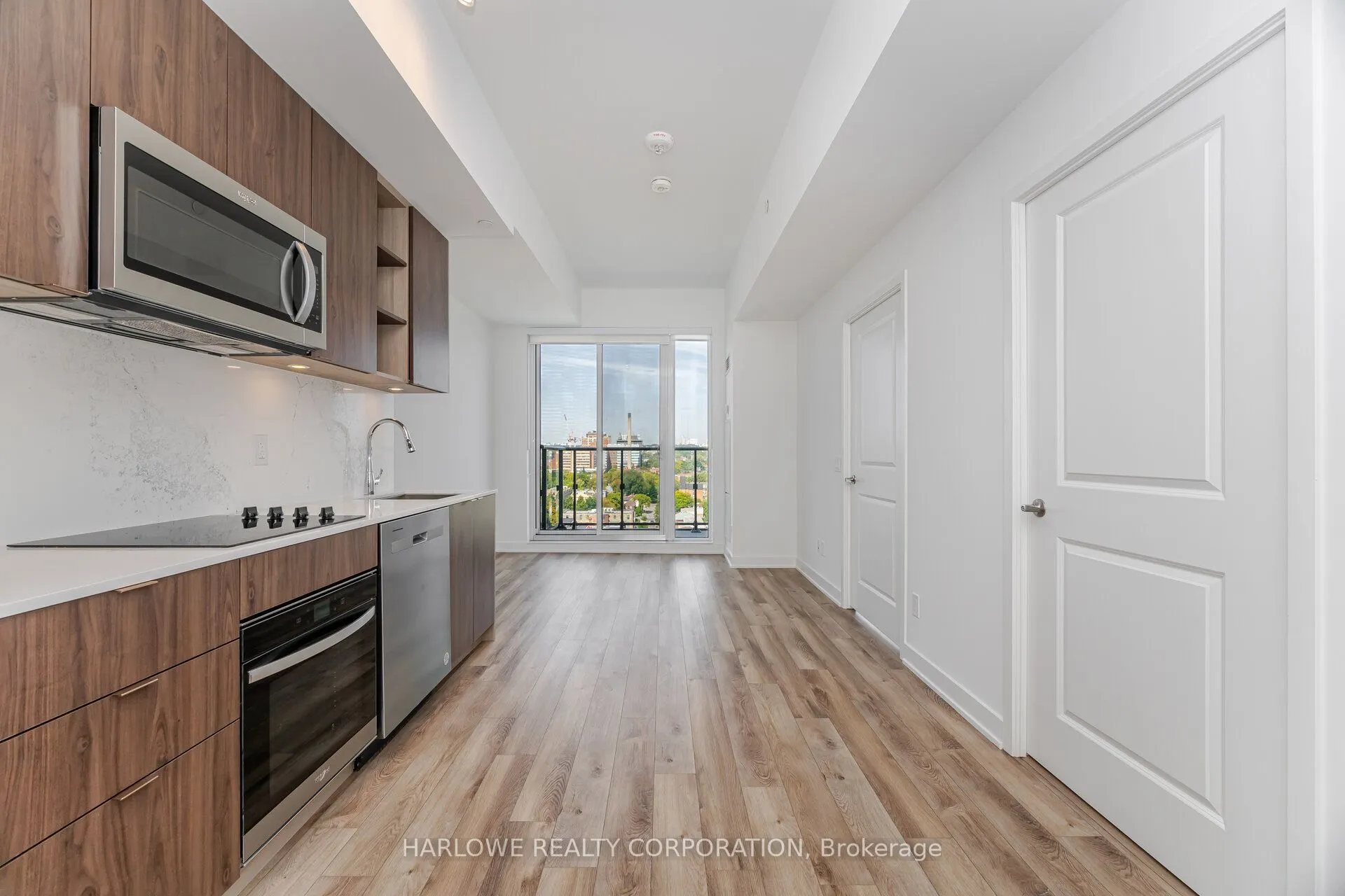 543 Richmond Street W, #PH03