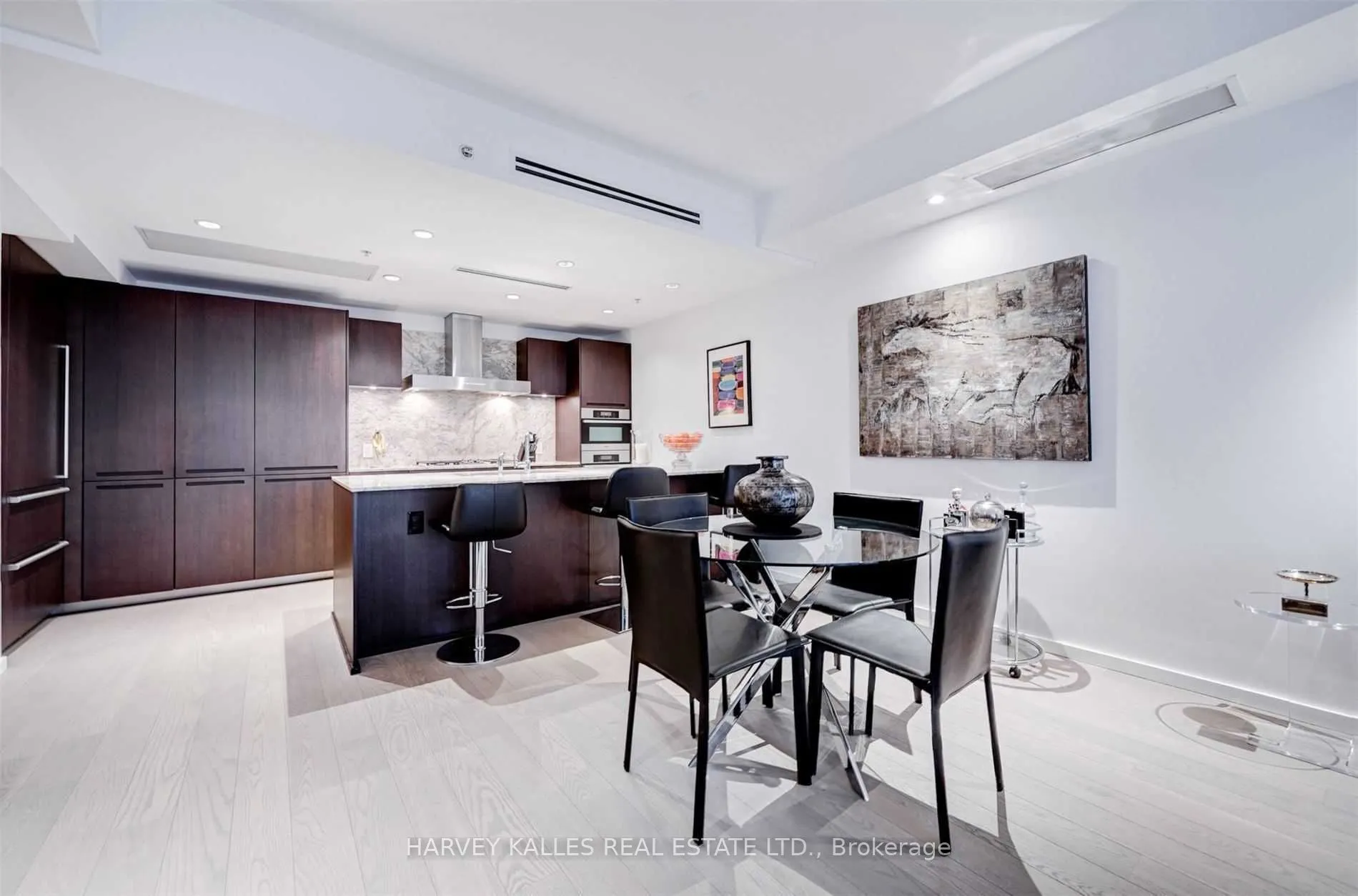 180 University Avenue, #2508