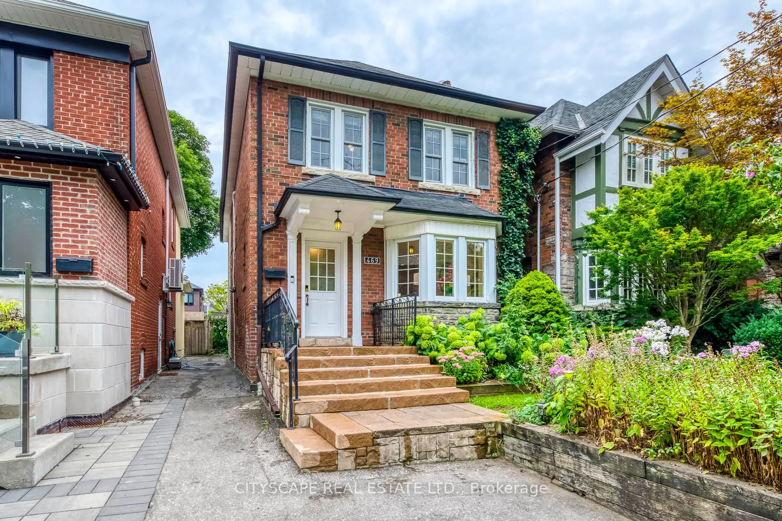 469 St Clements Avenue