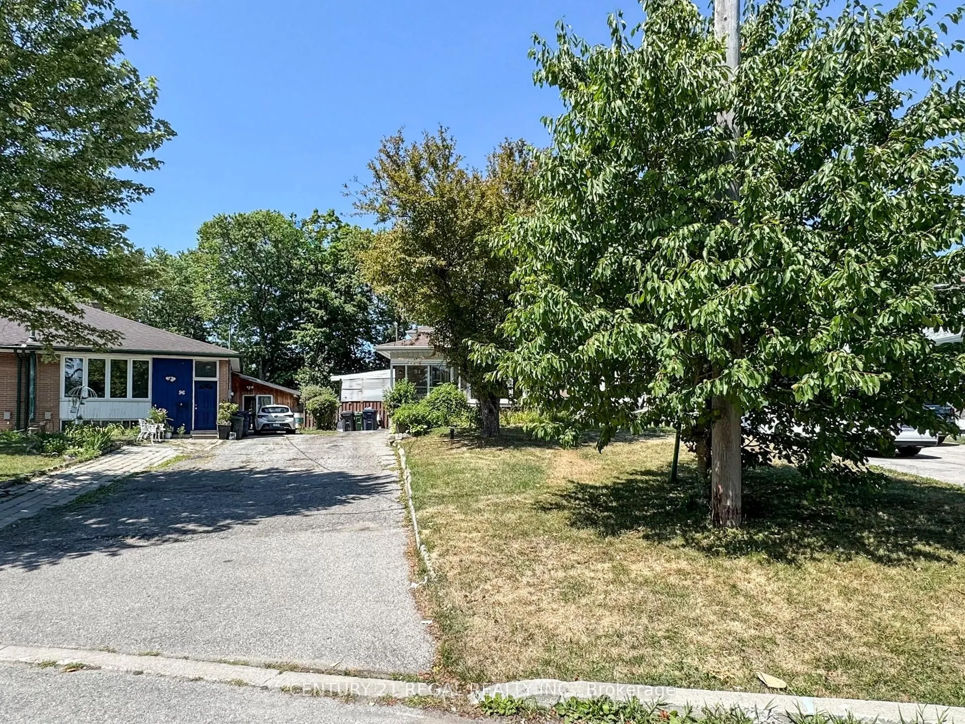 94 Billington Crescent