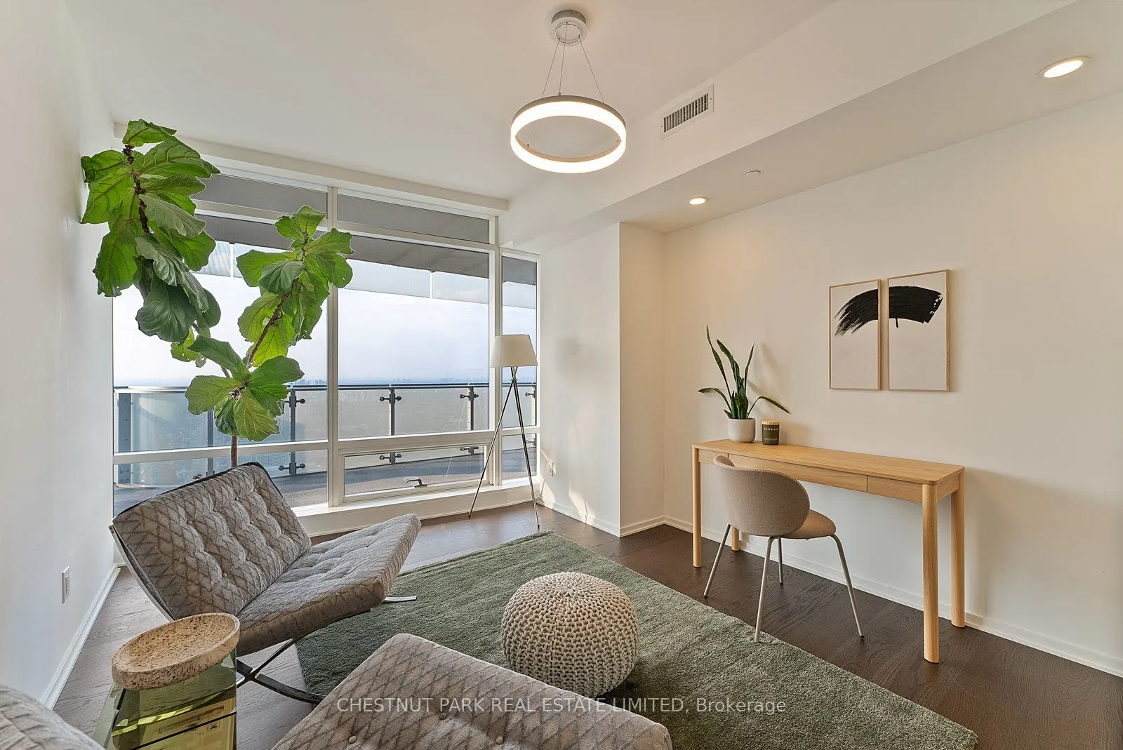 1 Bloor Street E, #7006