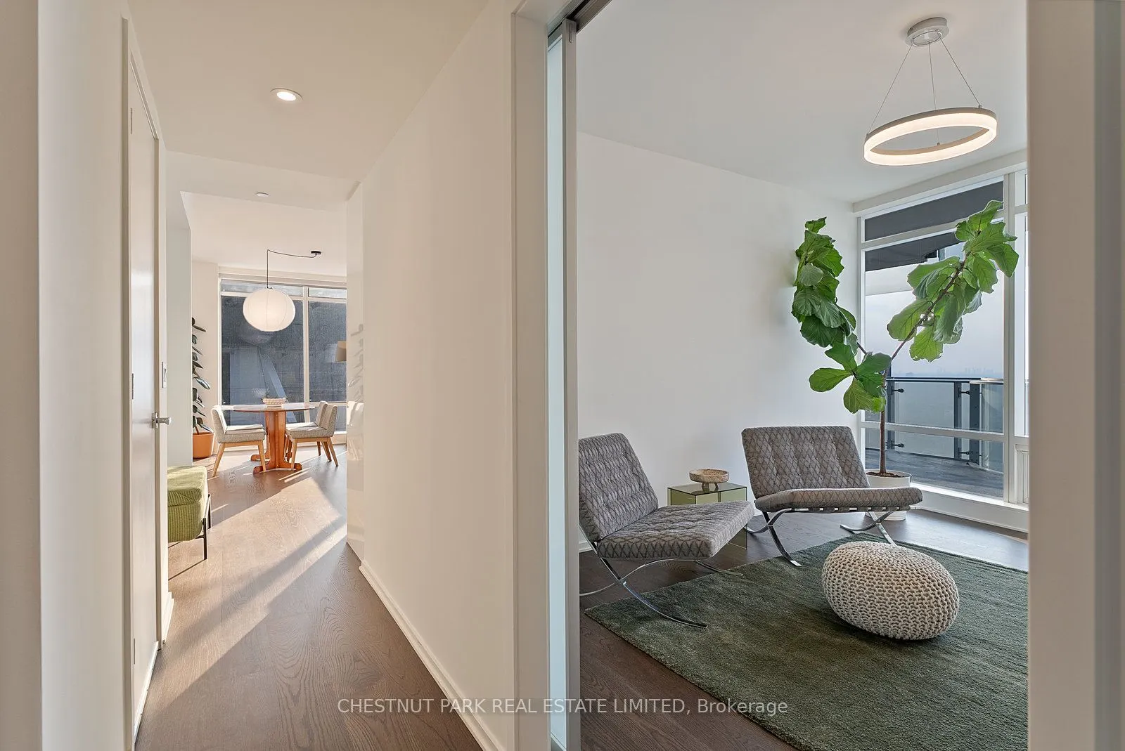 1 Bloor Street E, #7006