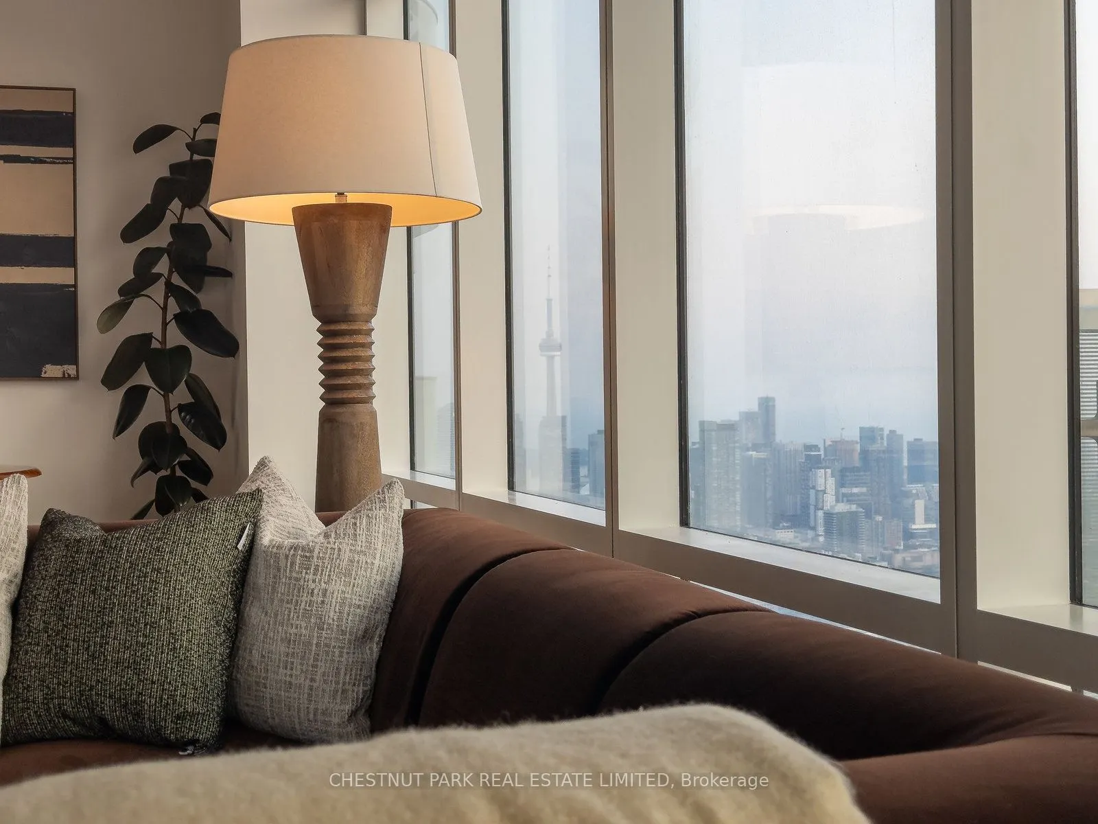 1 Bloor Street E, #7006