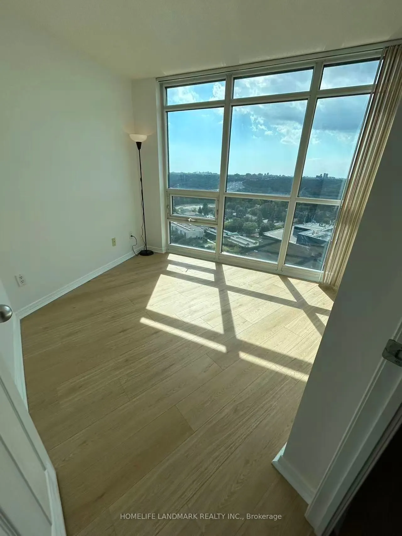 28 Harrison Garden Boulevard, #2306