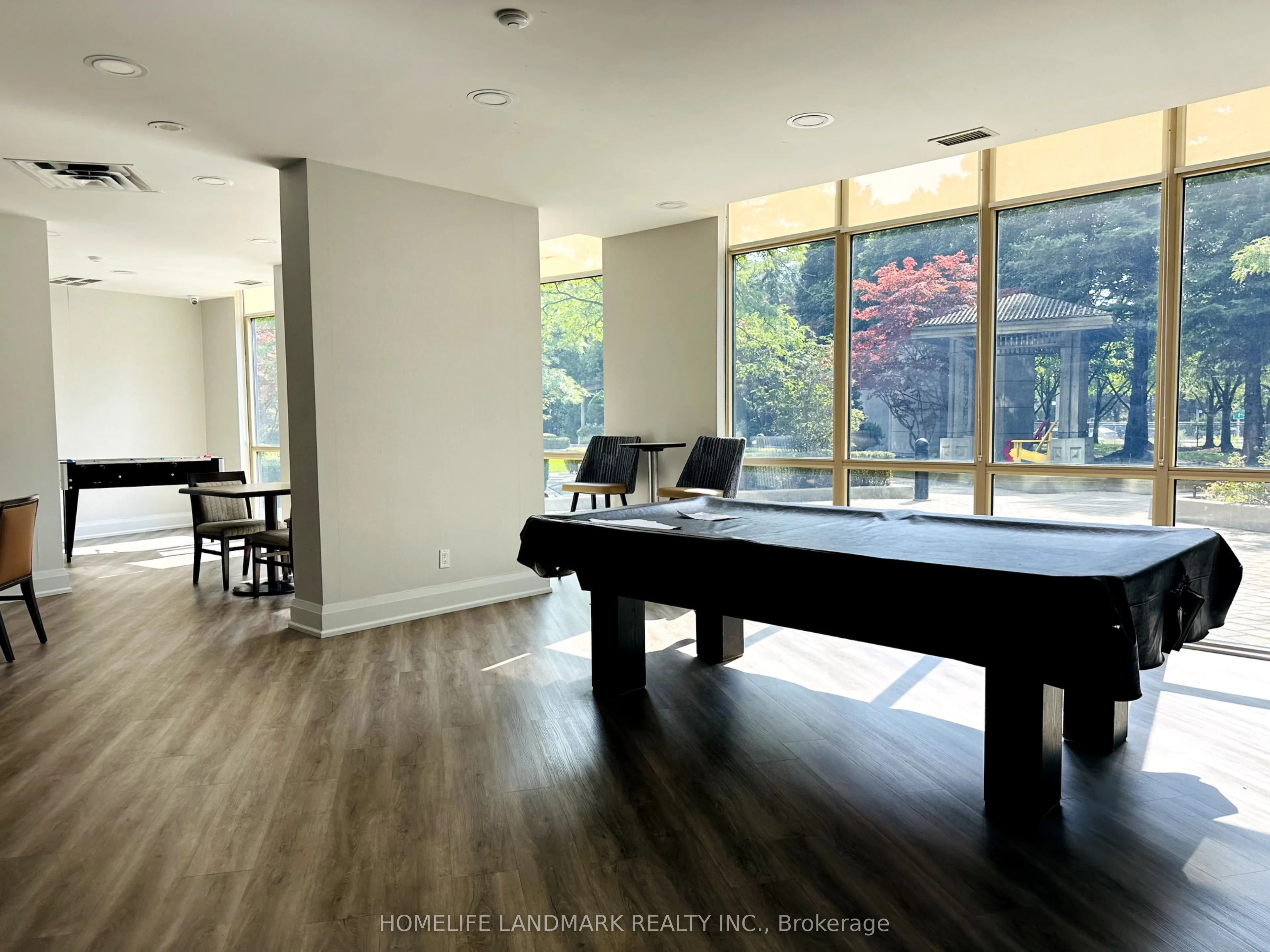 28 Harrison Garden Boulevard, #2306