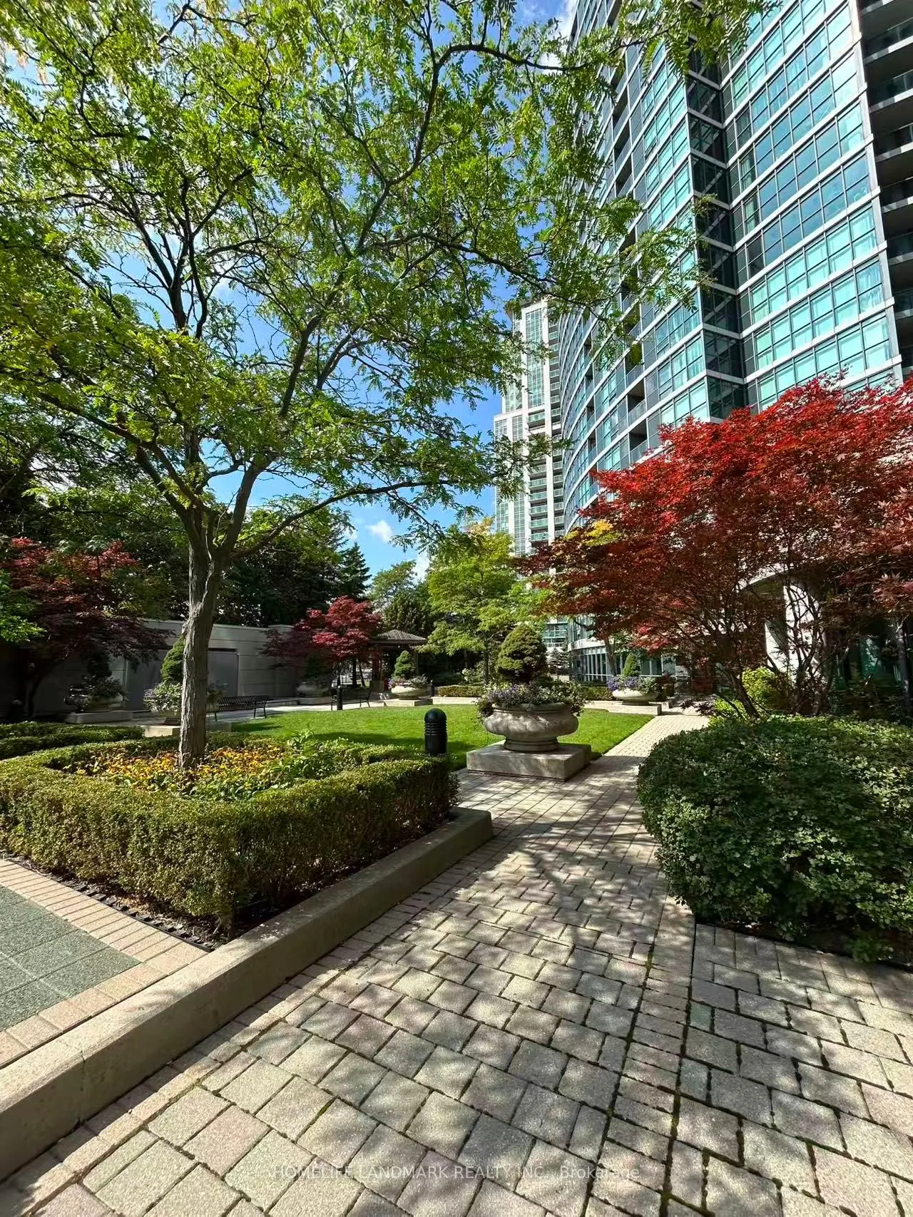 28 Harrison Garden Boulevard, #2306