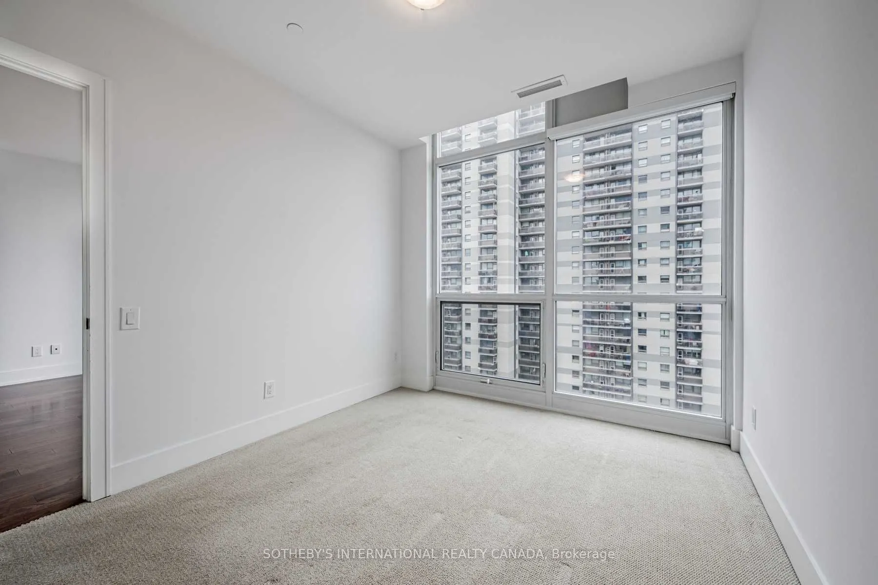170 Avenue Road, #1104
