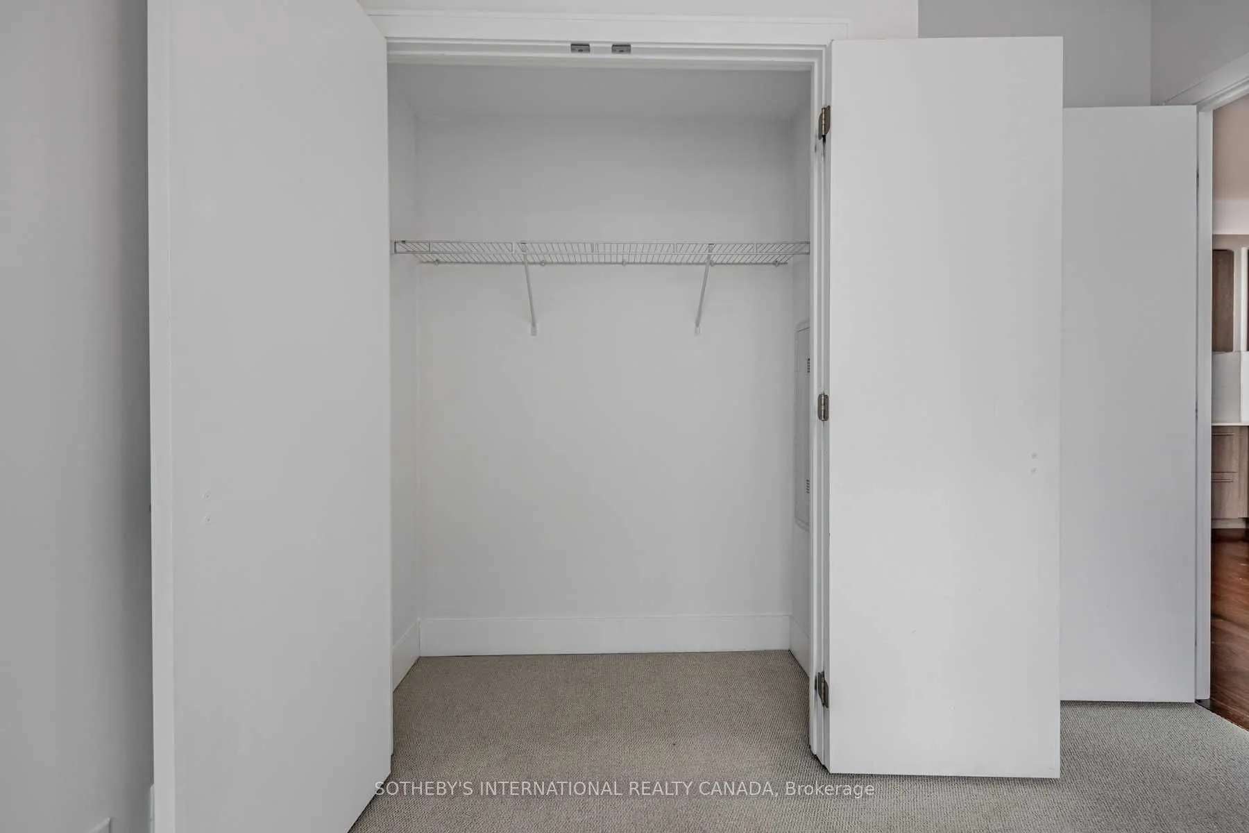 170 Avenue Road, #1104