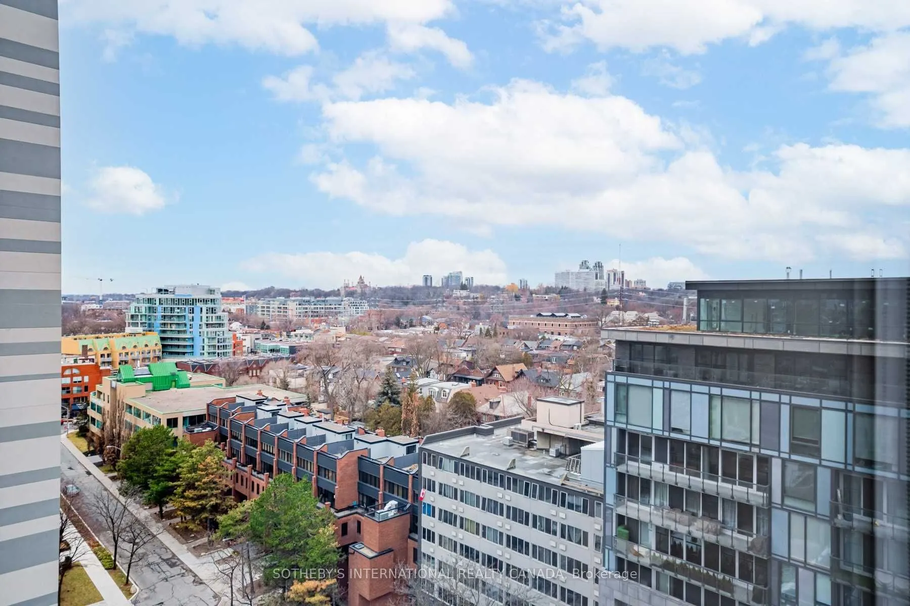 170 Avenue Road, #1104