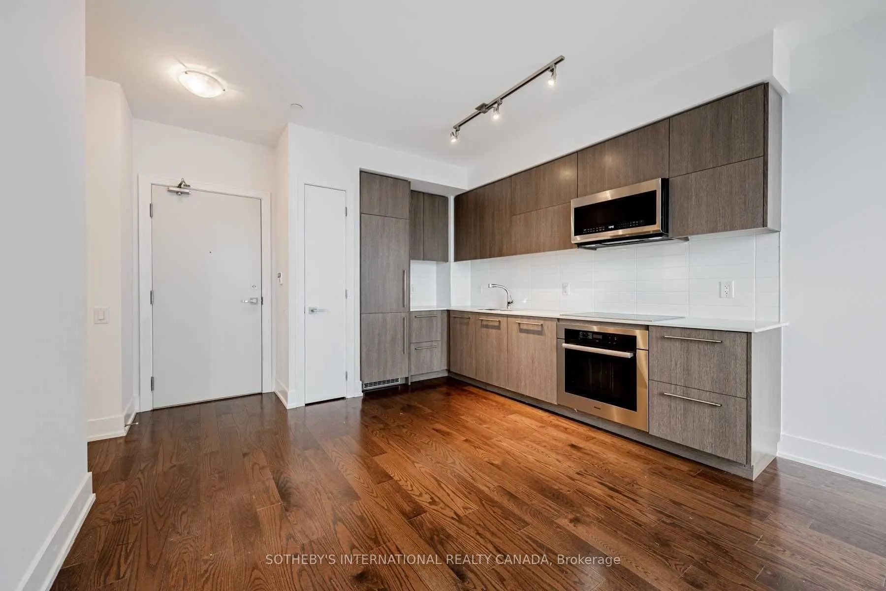 170 Avenue Road, #1104