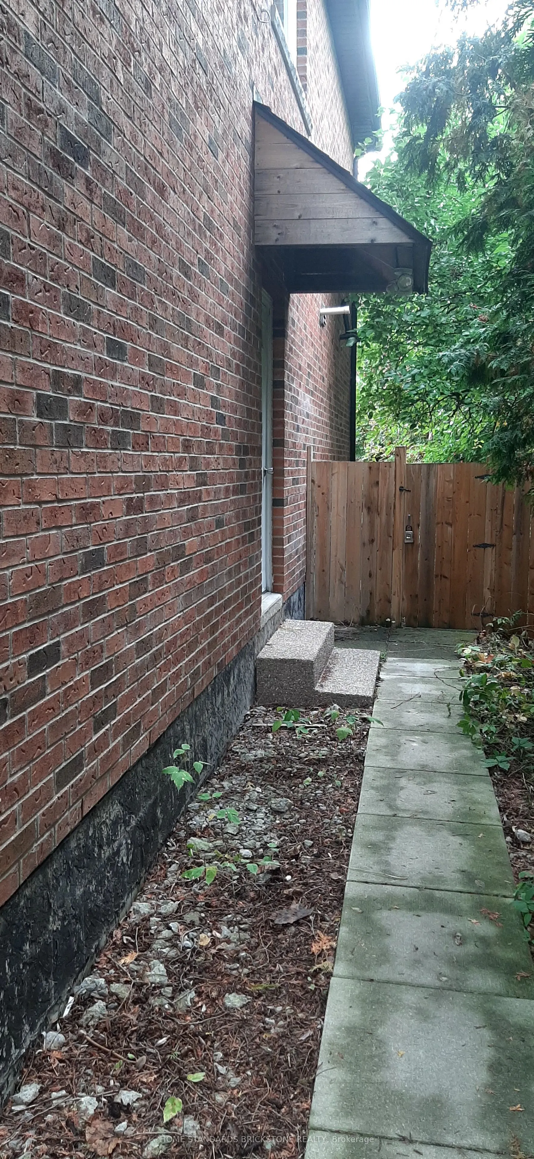 5 Finchurst Drive, #Unit B