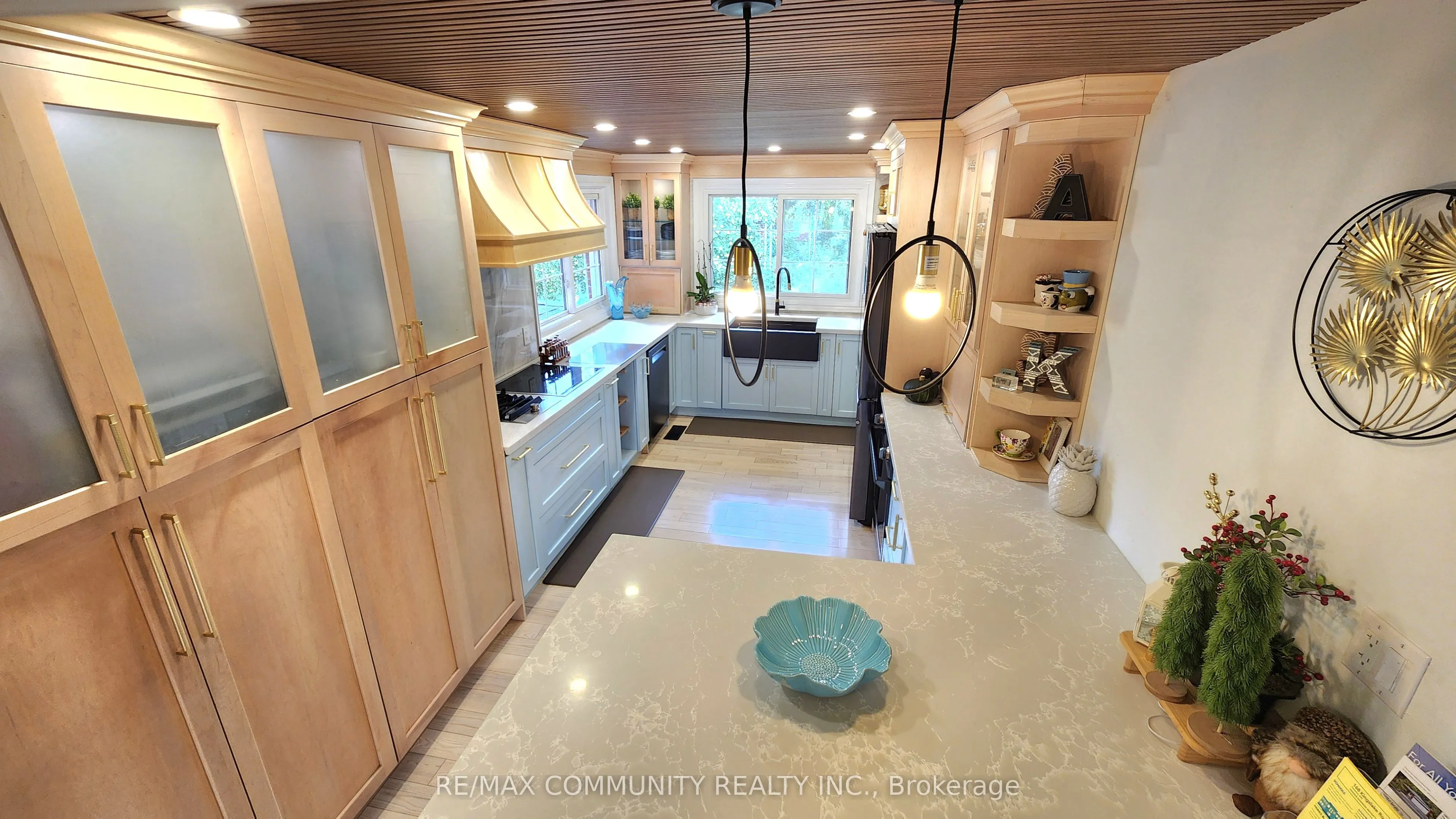 168 Kingslake Road