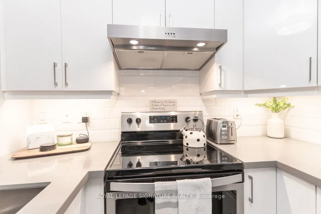 120 Dallimore Circle, #728