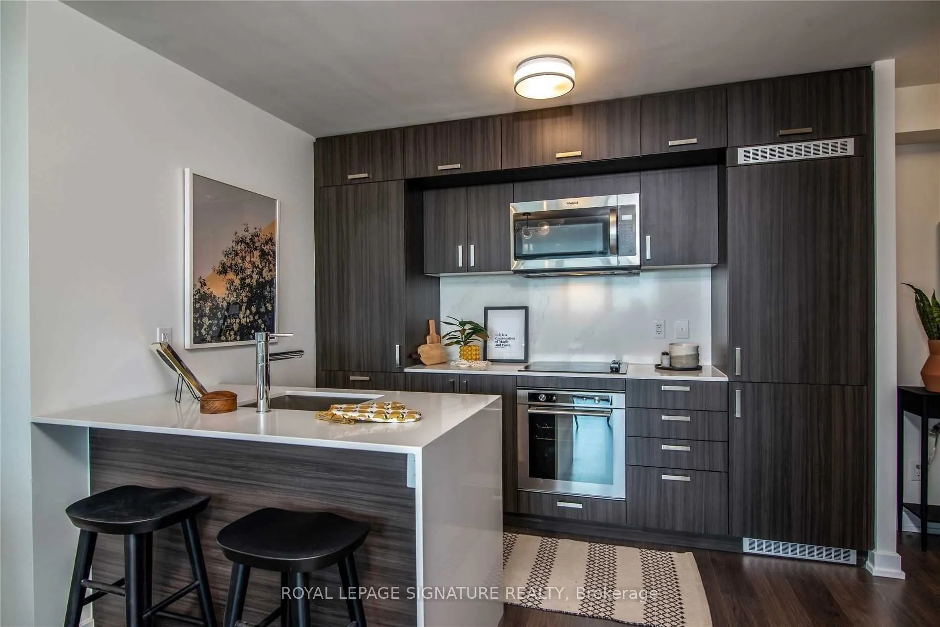 18 Erskine Avenue, #2810