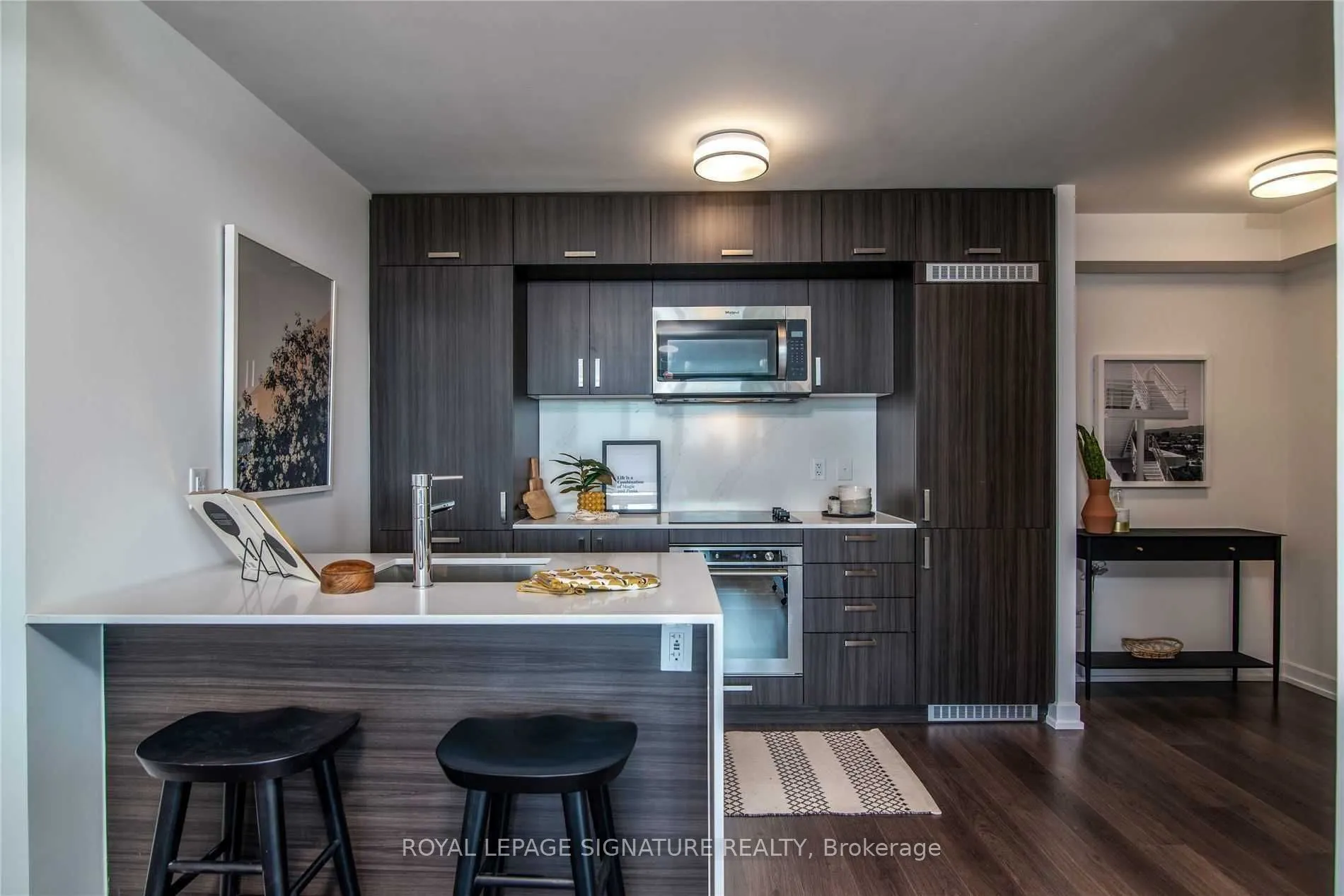 18 Erskine Avenue, #2810