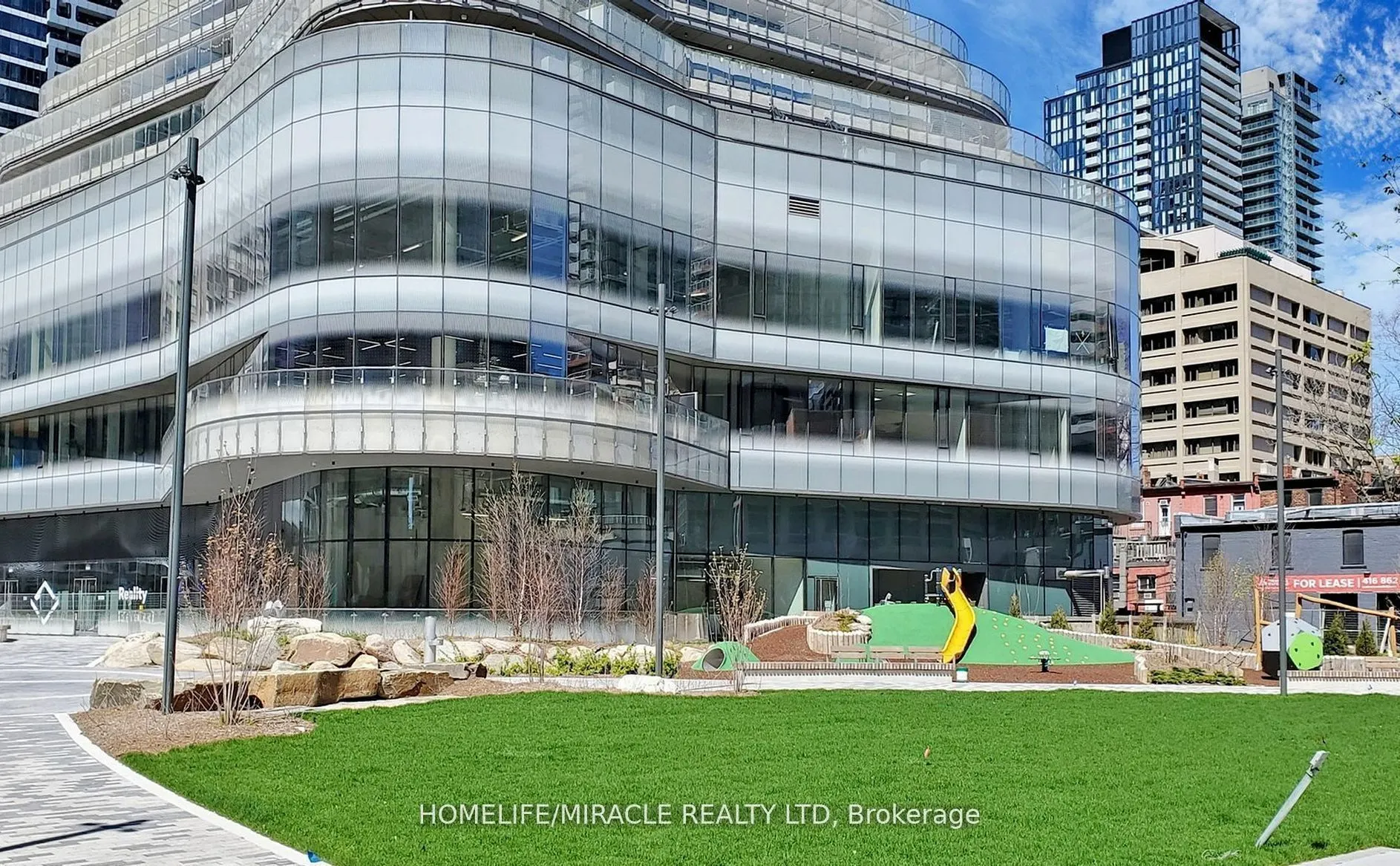 11 Wellesley Street W, #2510