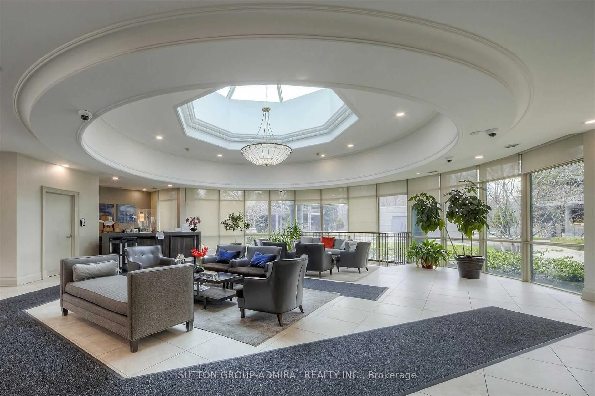 28 Harrison Garden Boulevard, #1006
