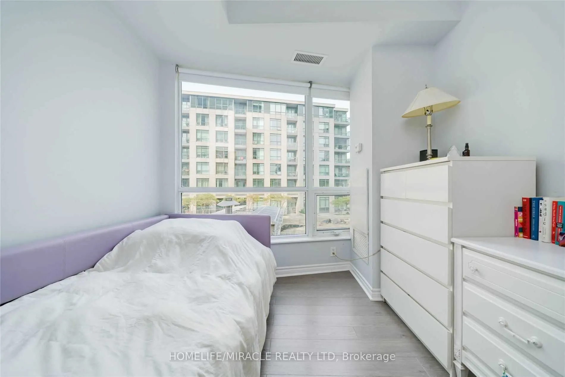 219 Fort York Boulevard, #203