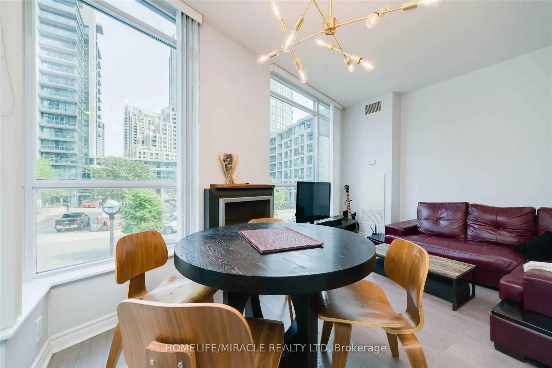 219 Fort York Boulevard, #203