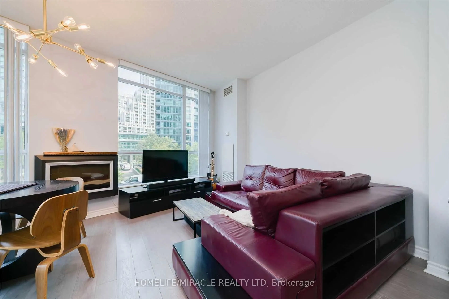 219 Fort York Boulevard, #203