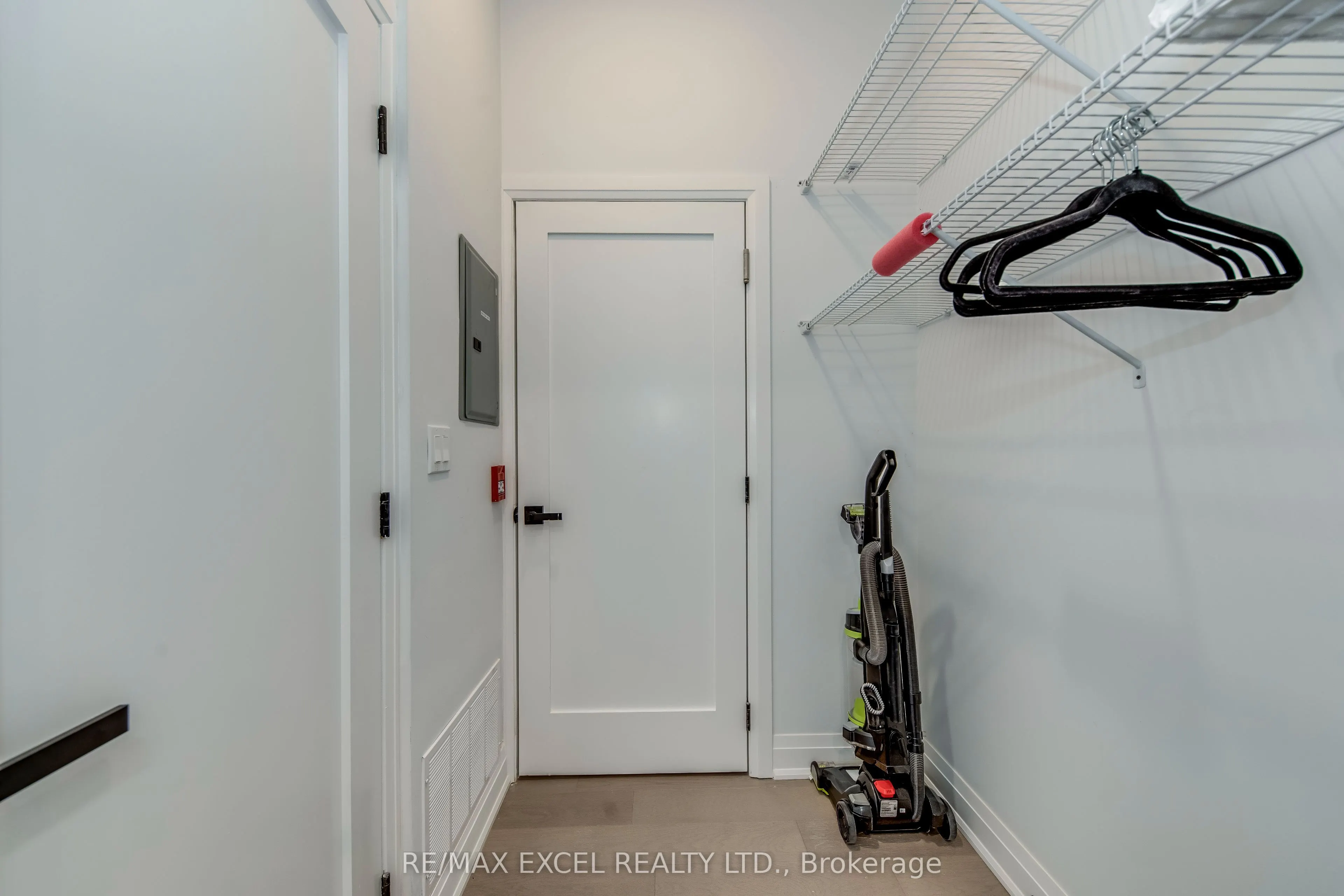 923 COLLEGE Street, #UNIT A