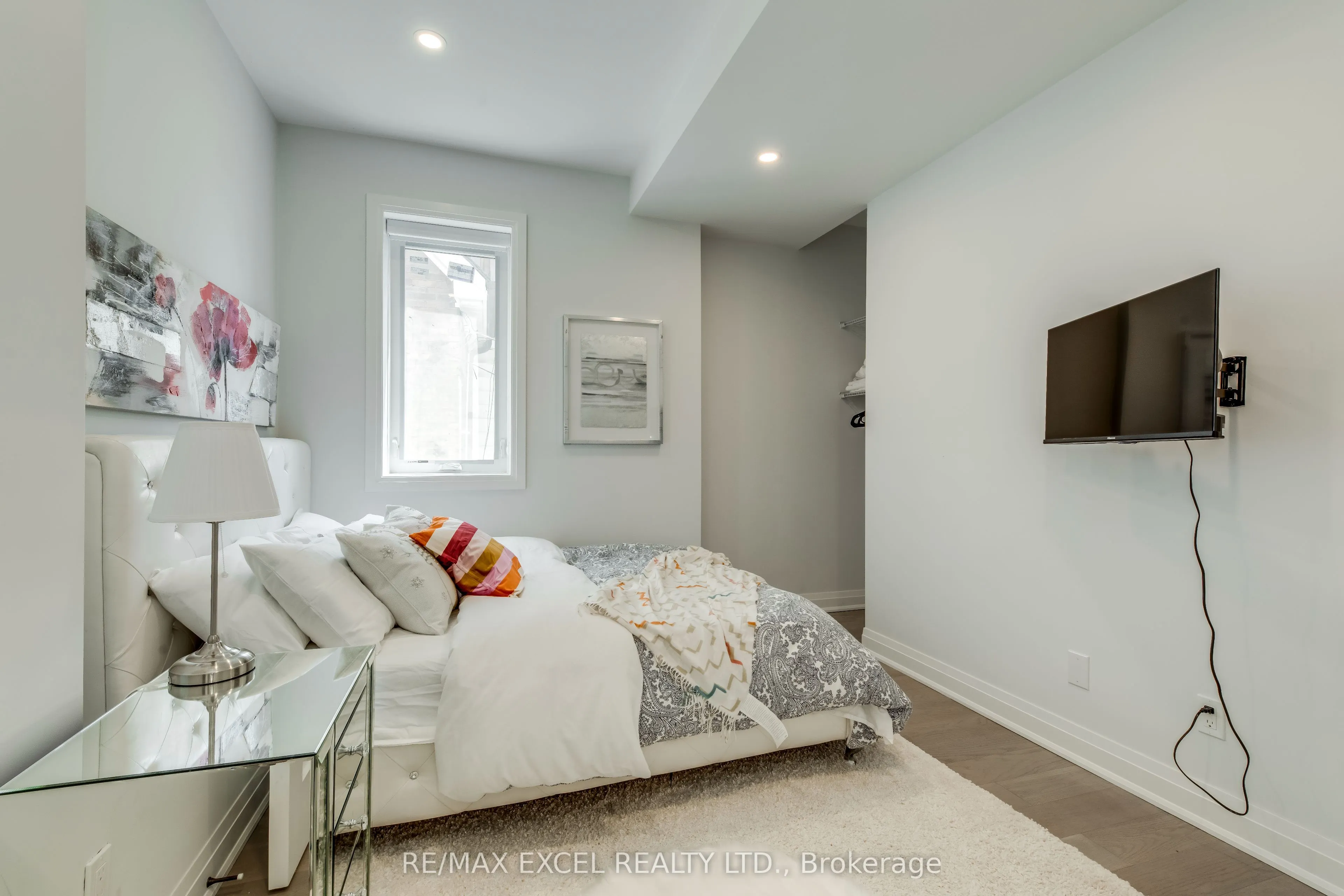 923 COLLEGE Street, #UNIT A