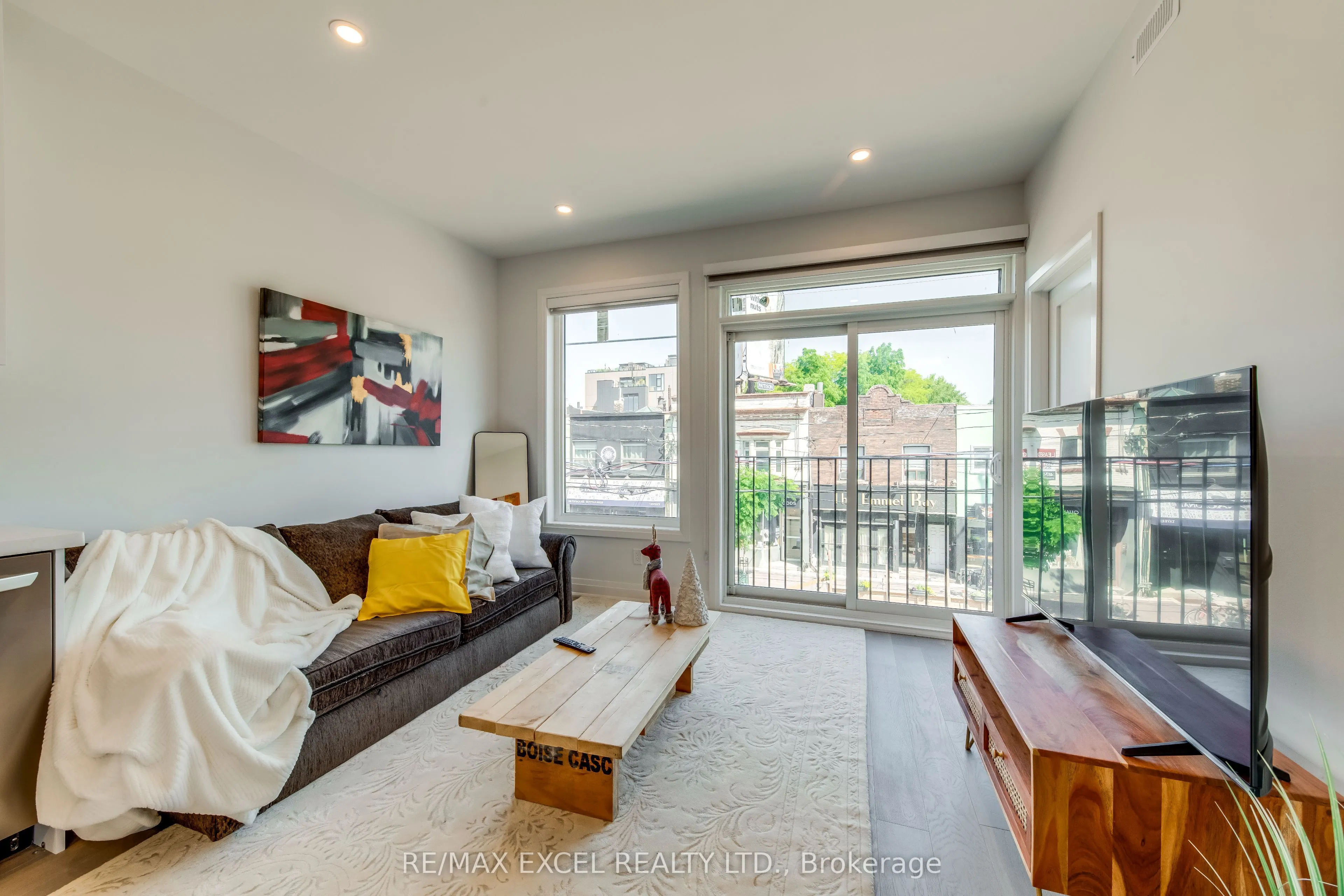 923 COLLEGE Street, #UNIT B