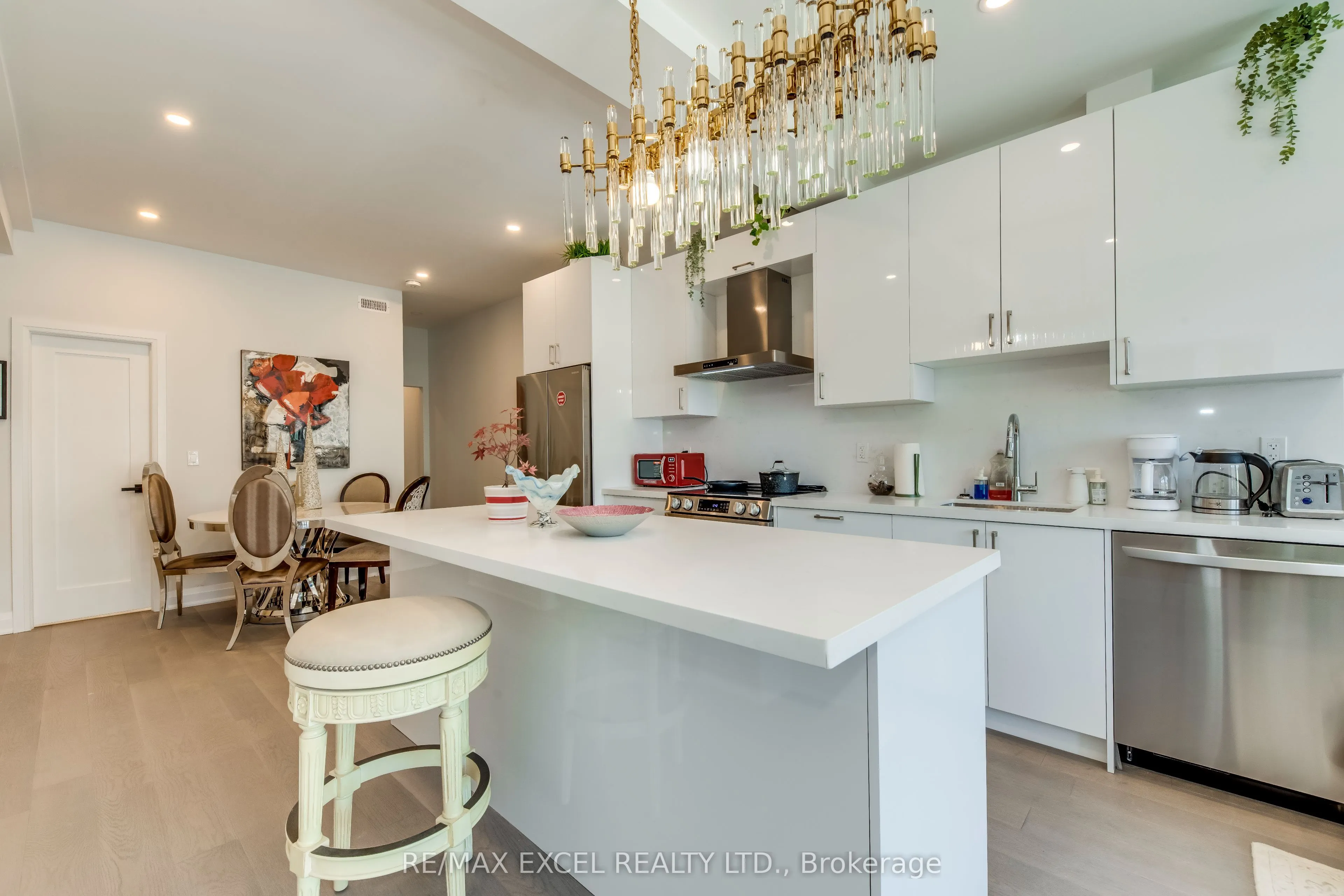 923 COLLEGE Street, #UNIT B