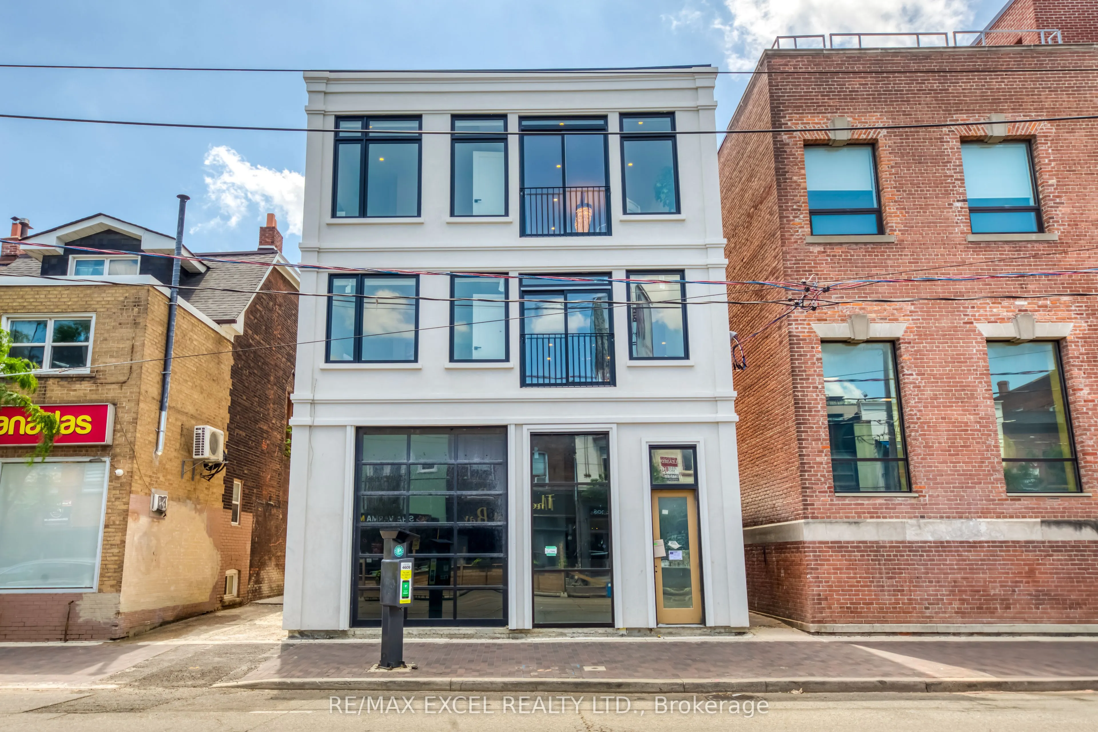 923 COLLEGE Street, #UNIT B