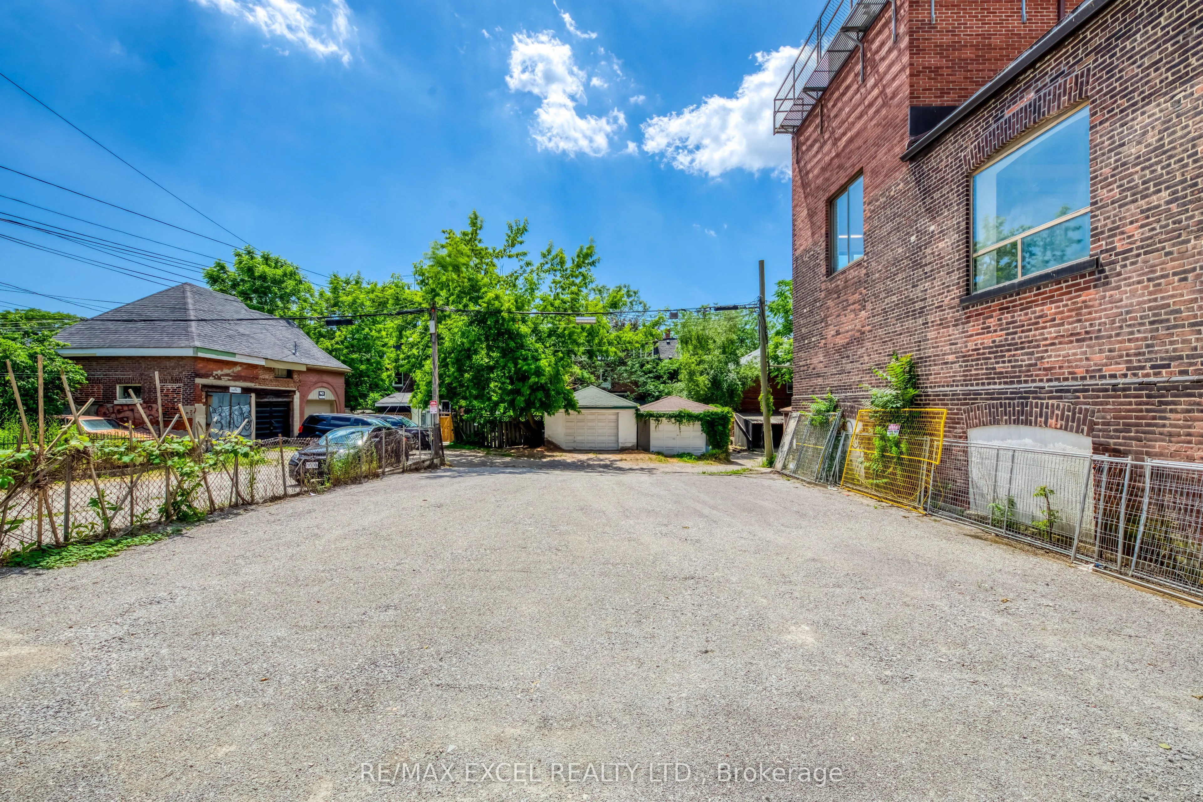 923 COLLEGE Street, #UNIT B