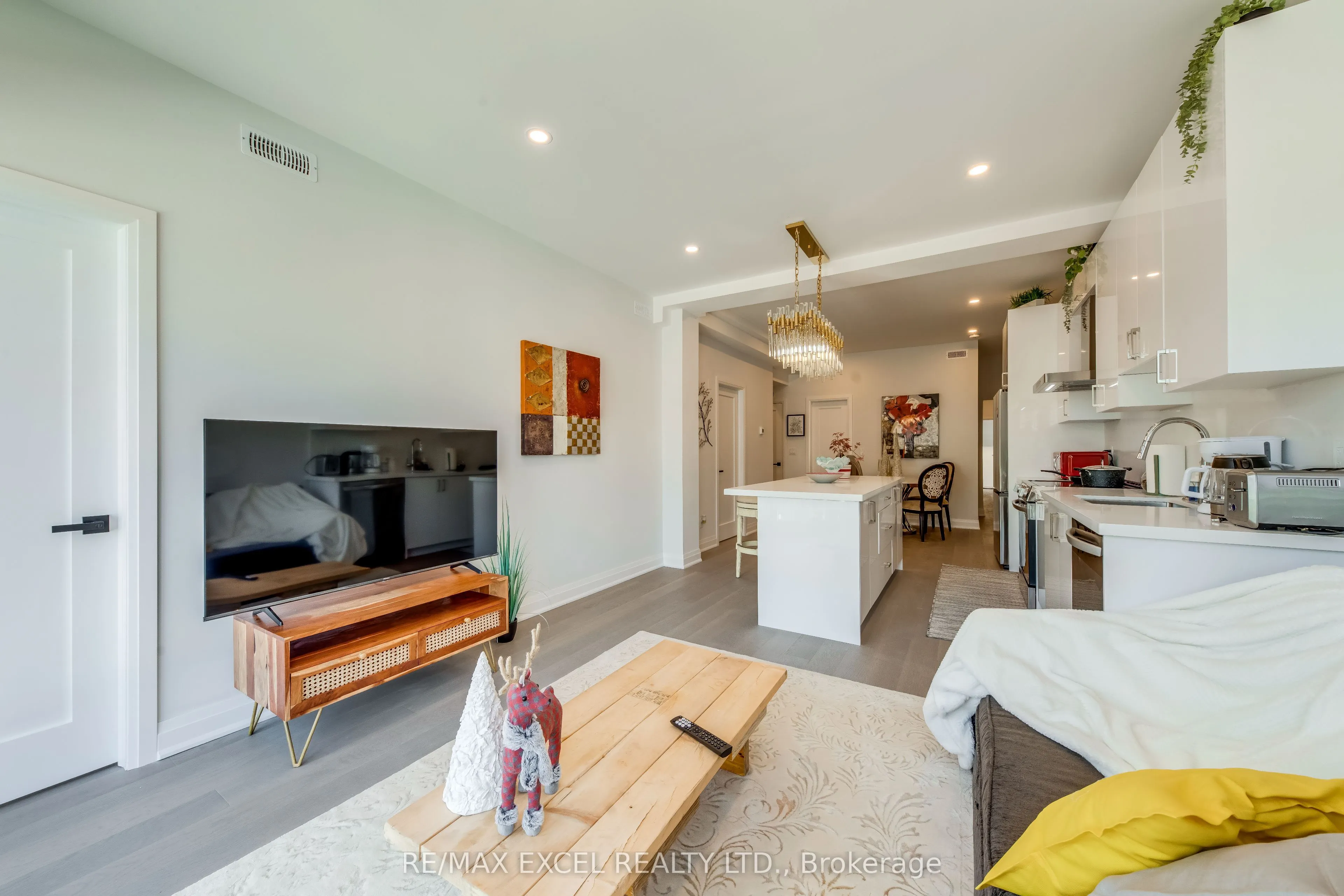 923 COLLEGE Street, #UNIT B