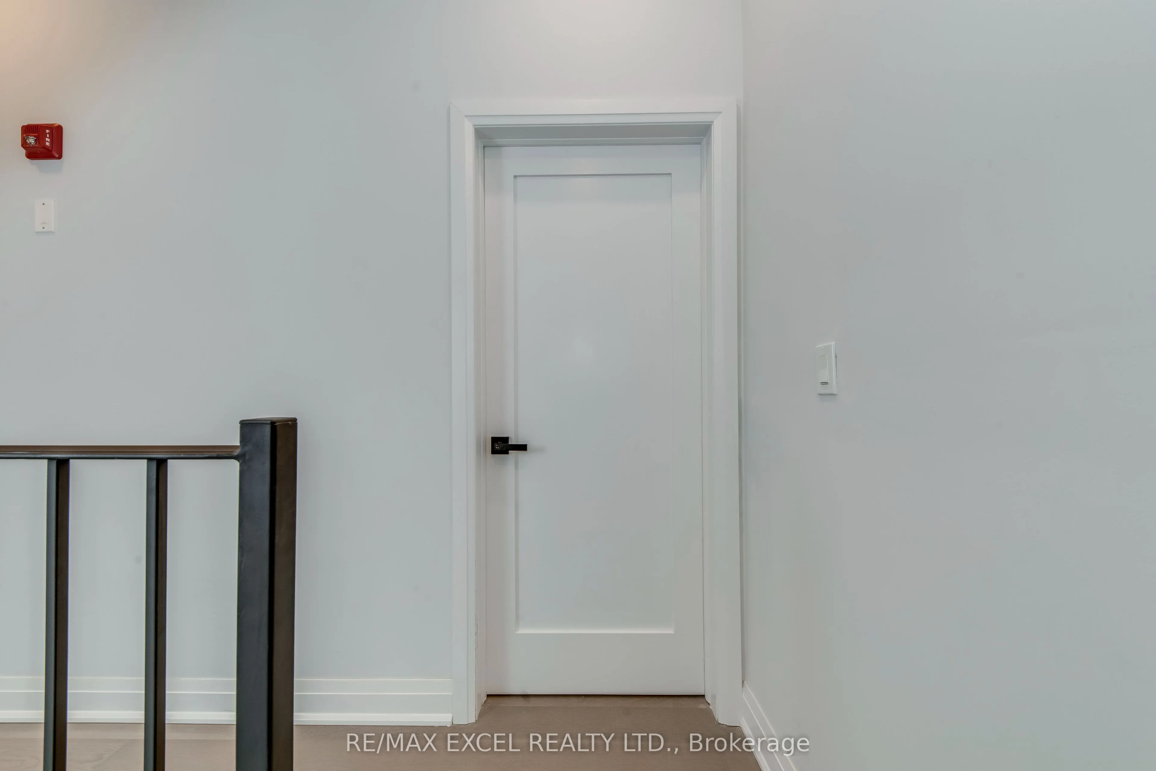 923 COLLEGE Street, #UNIT B