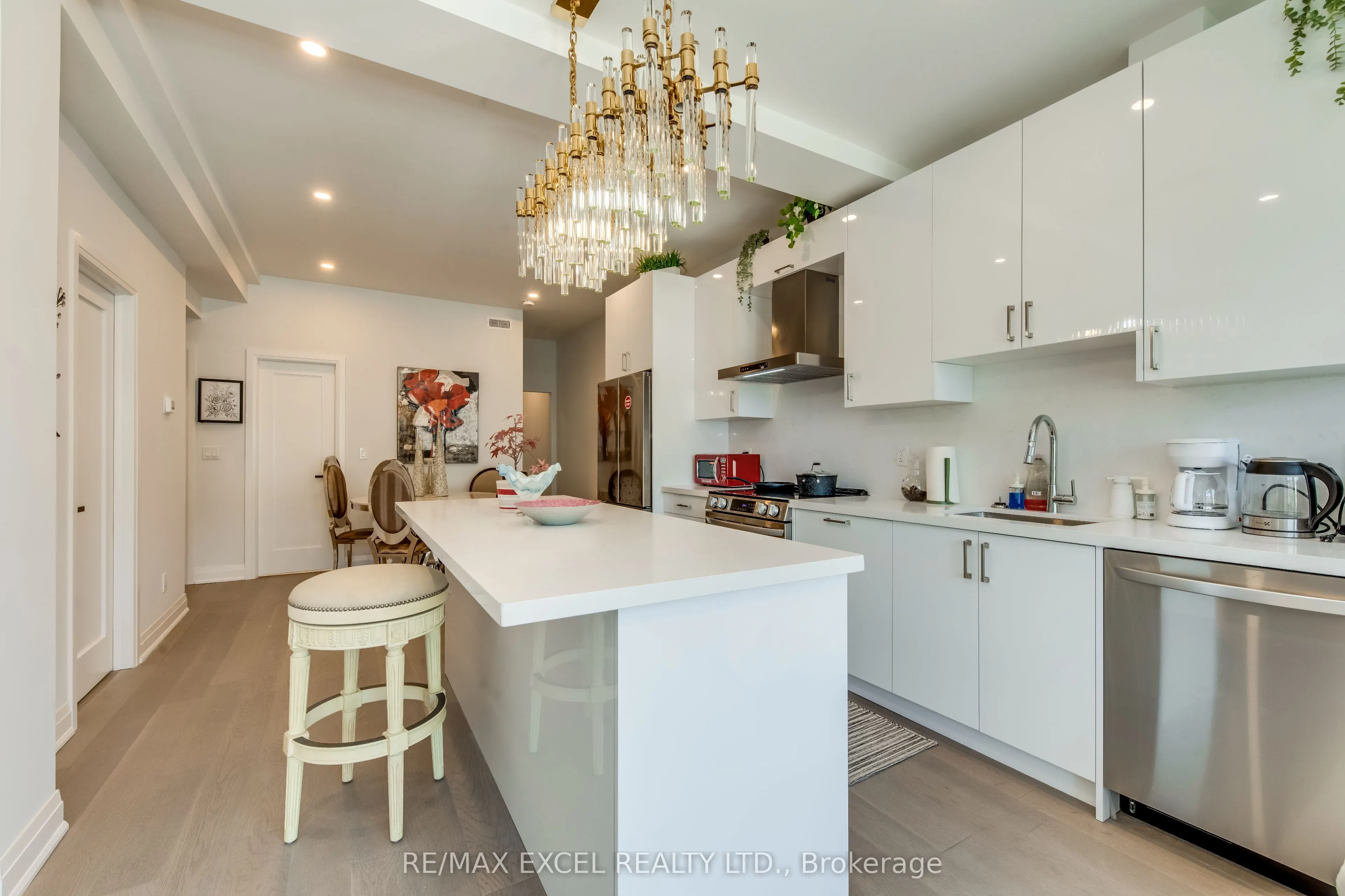 923 COLLEGE Street, #UNIT B