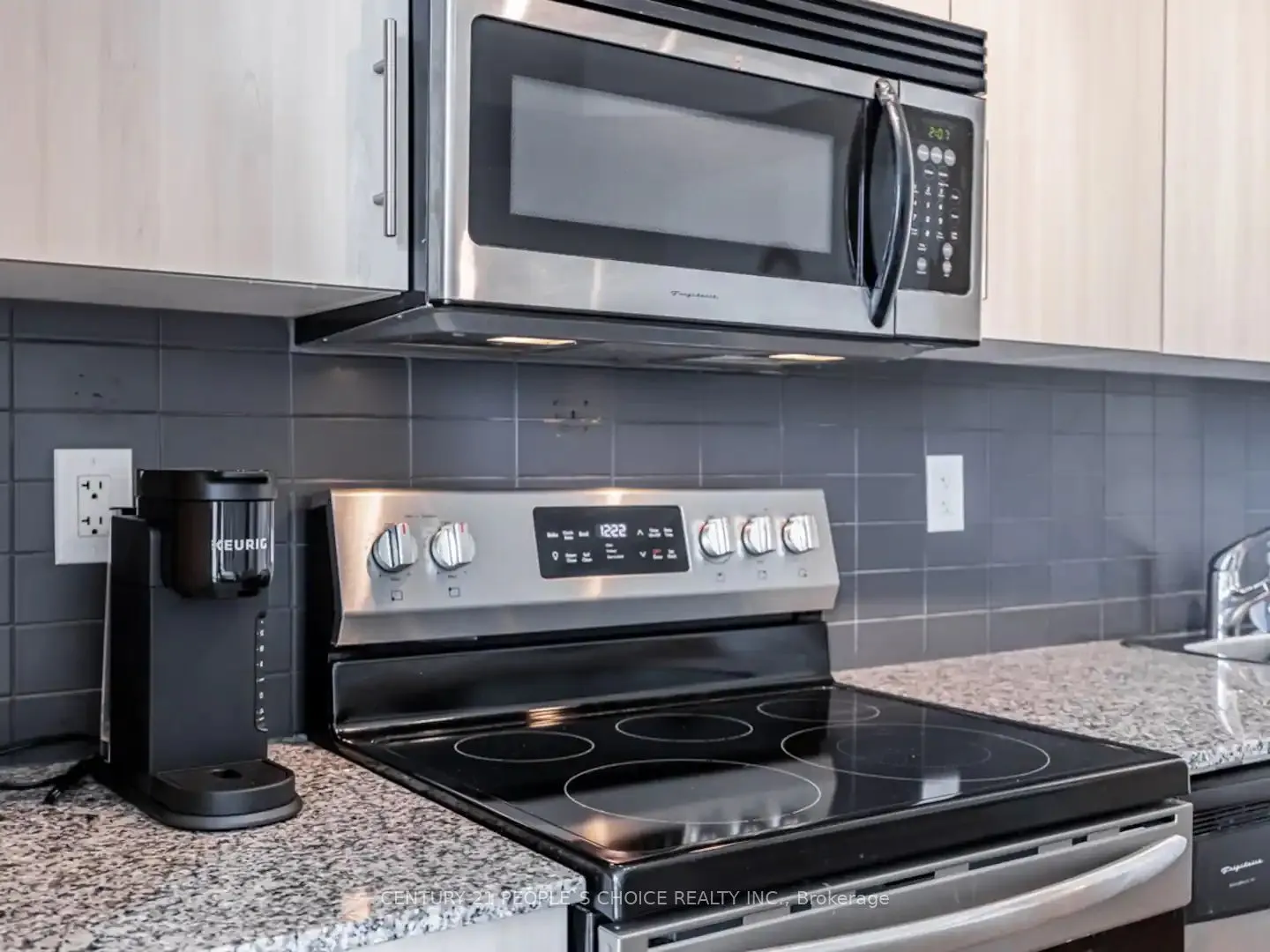 65 Bremner Boulevard, #1203