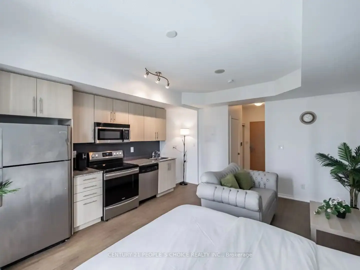 65 Bremner Boulevard, #1203