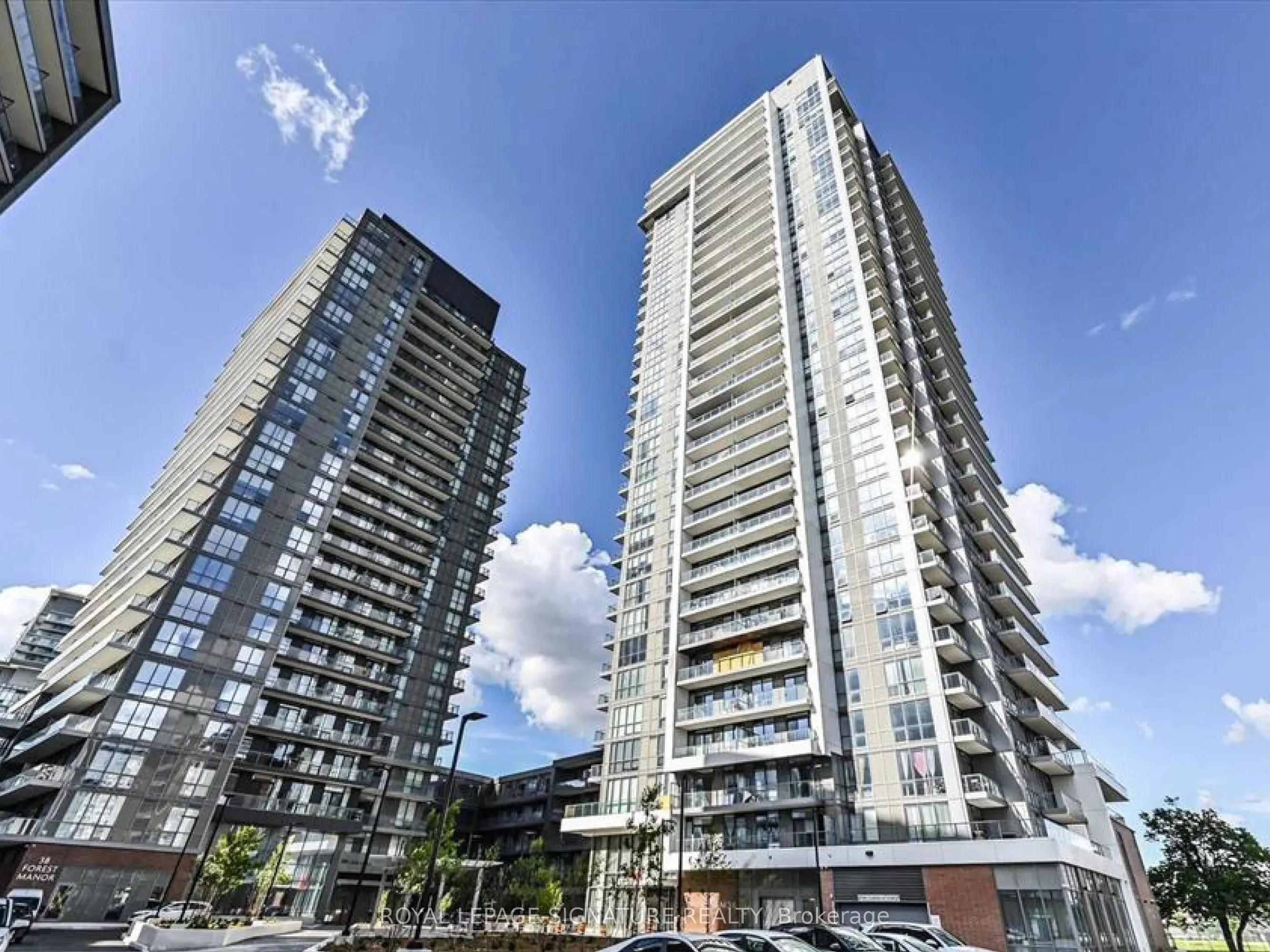 32 Forest Manor Road, #1102