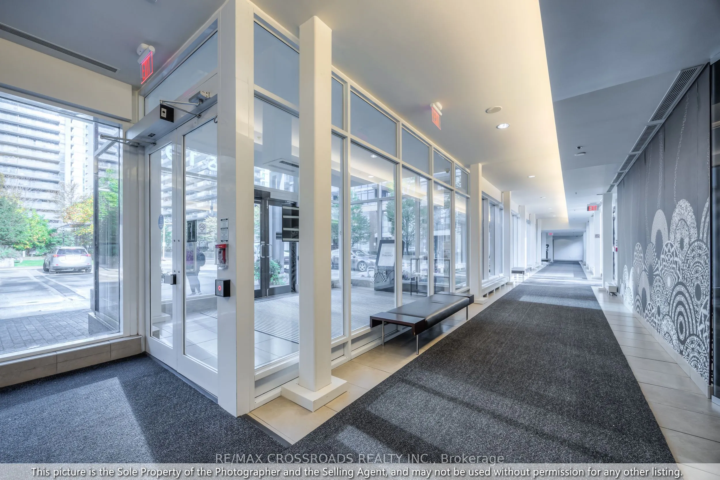 15 Singer Court, #206