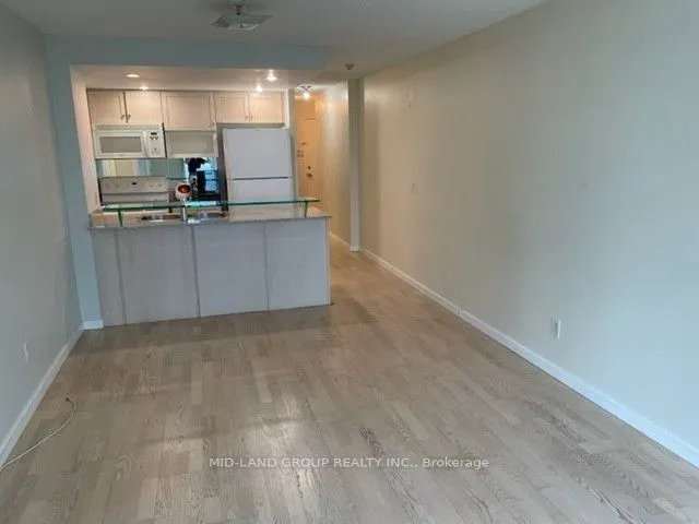 8 York Street, #1605
