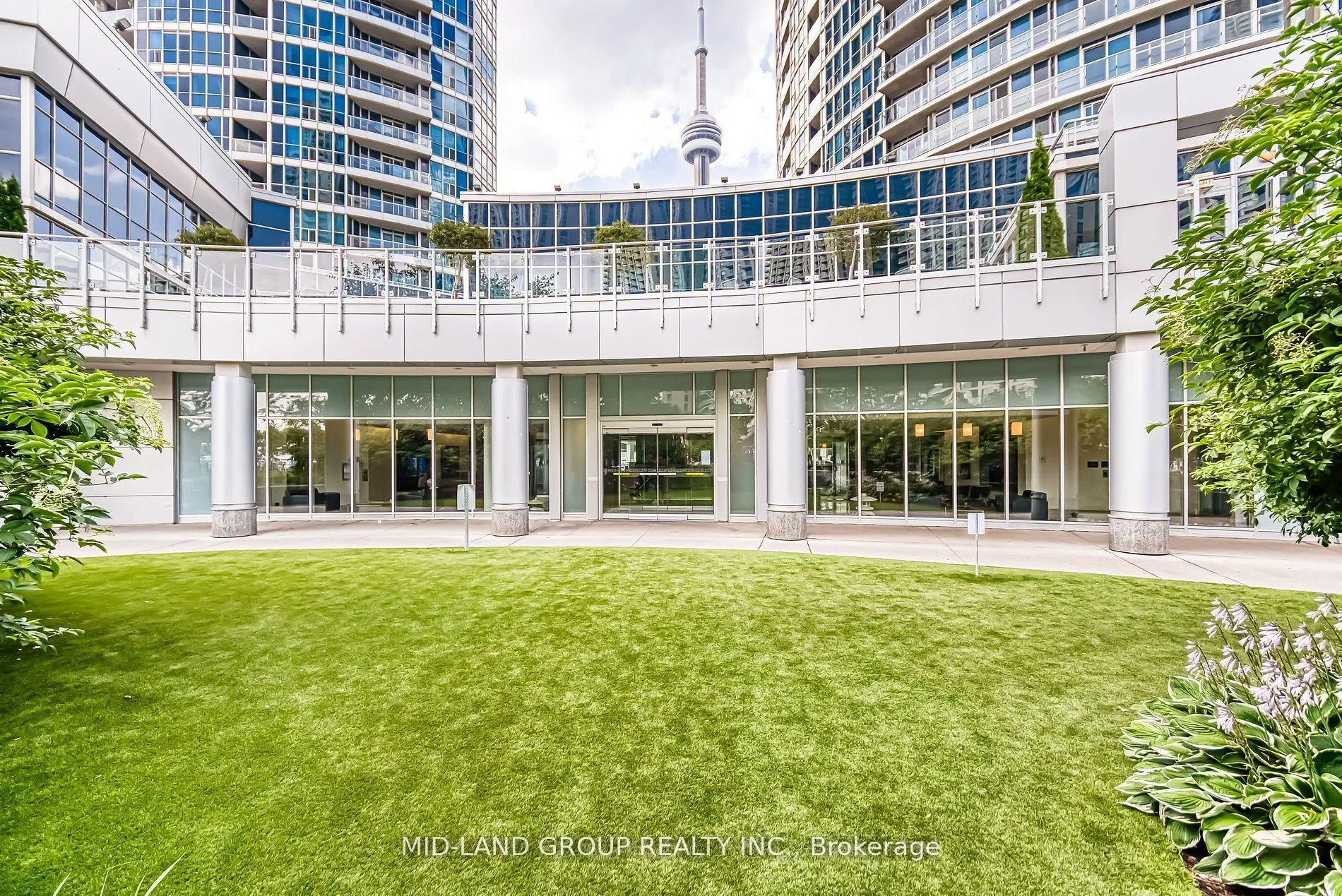 8 York Street, #1605