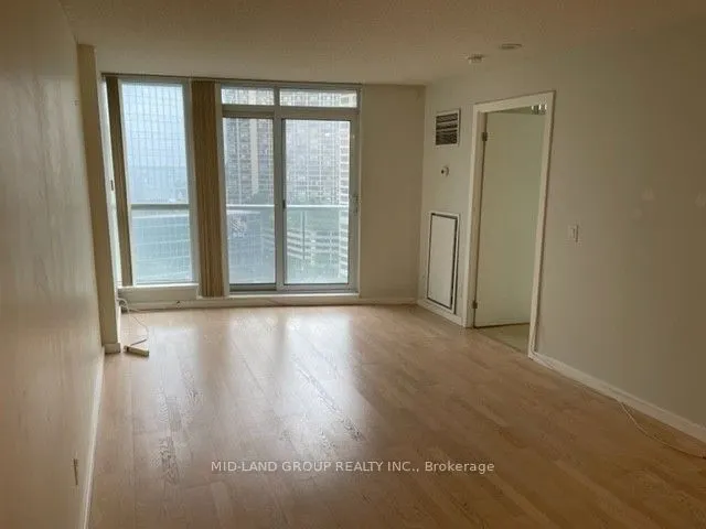 8 York Street, #1605