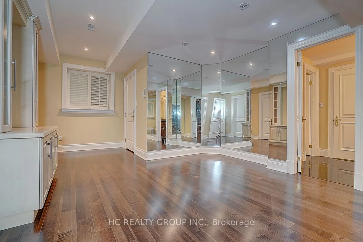 193 The Bridle Path