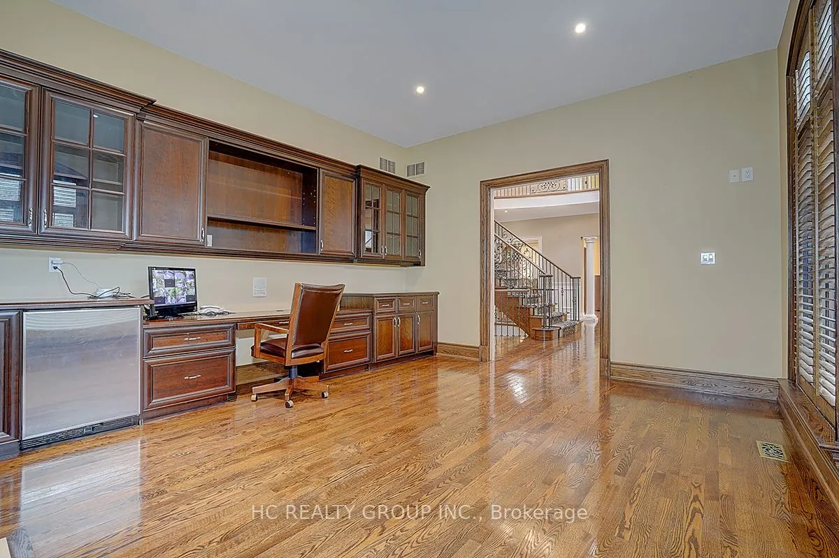 193 The Bridle Path
