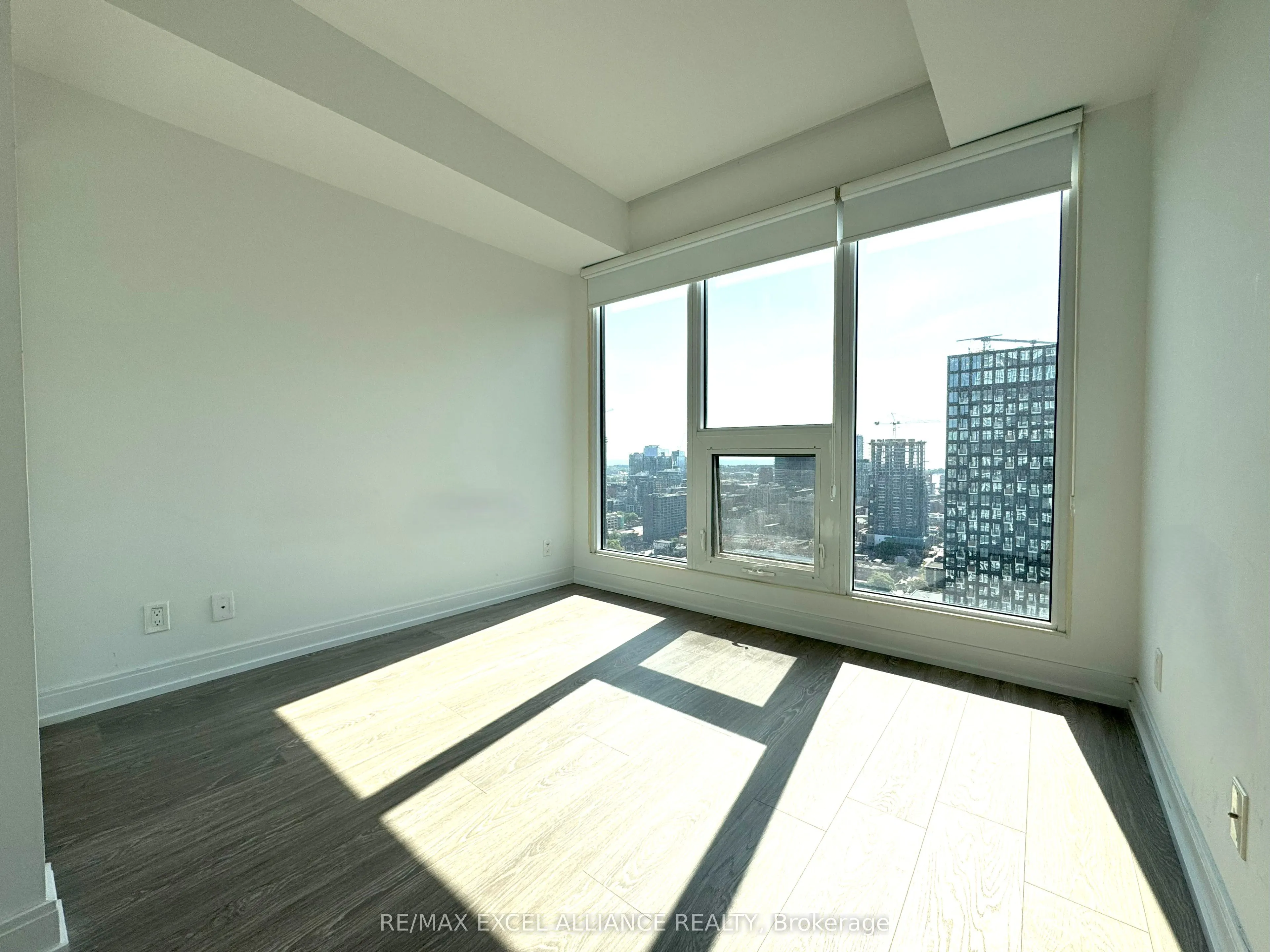 181 Dundas Street E, #3108
