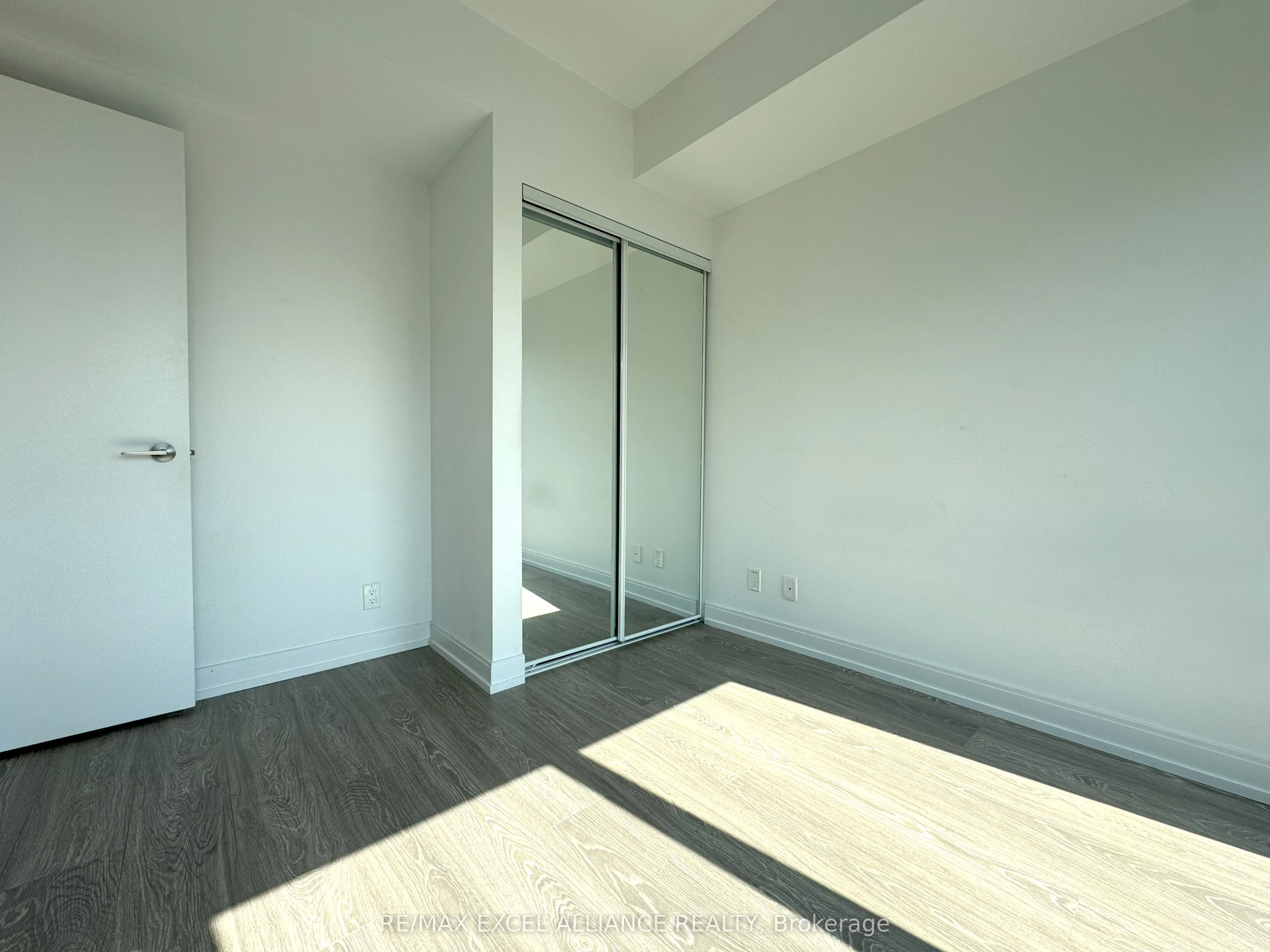 181 Dundas Street E, #3108