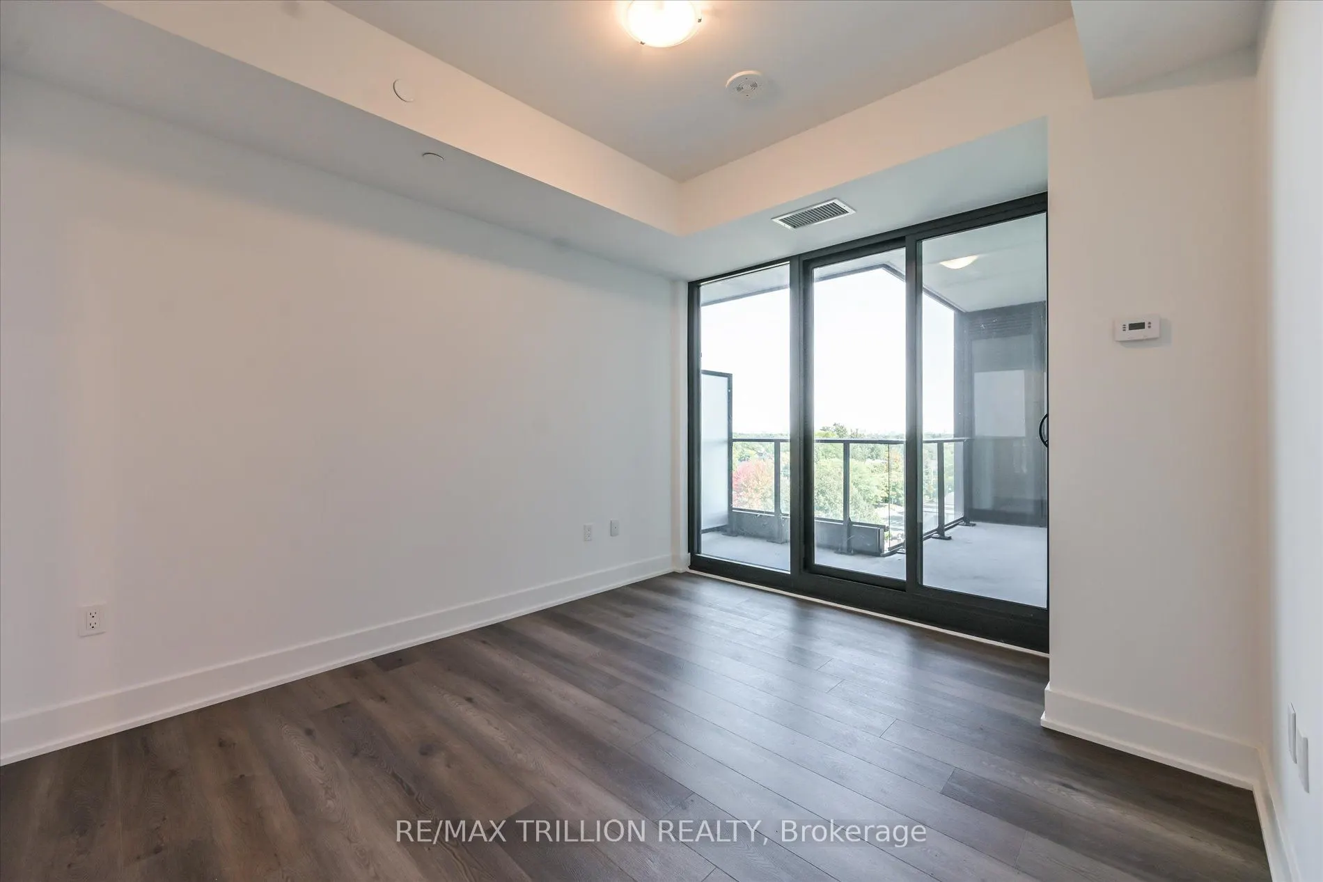 250 Lawrence Avenue W, #801