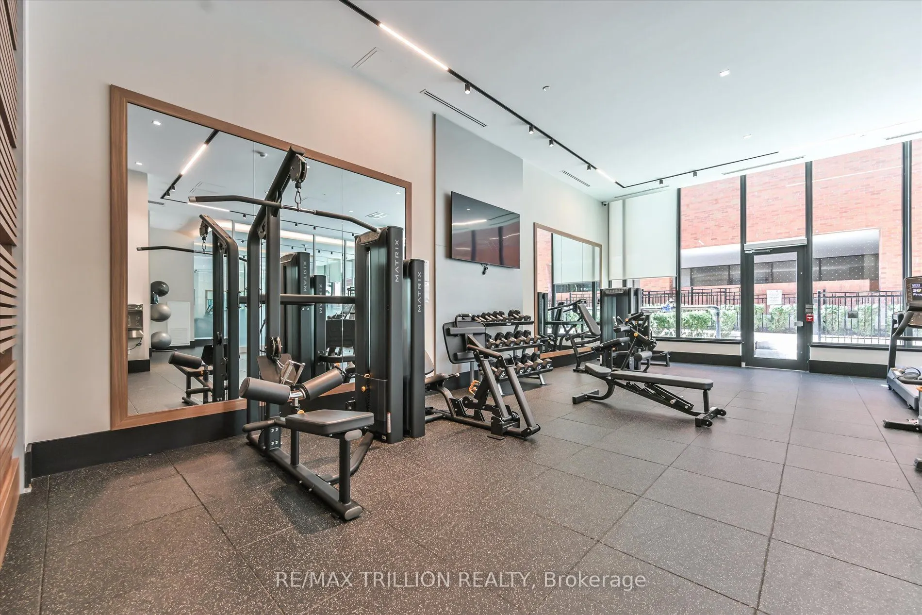 250 Lawrence Avenue W, #801