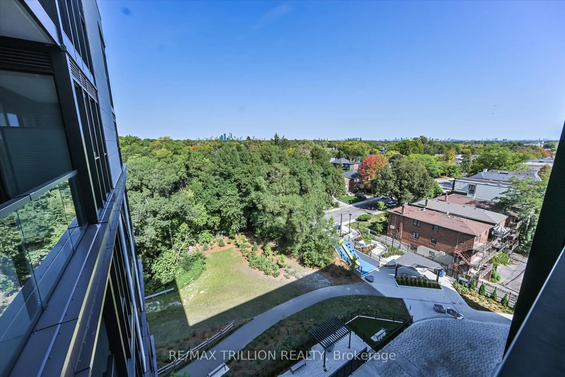 250 Lawrence Avenue W, #801