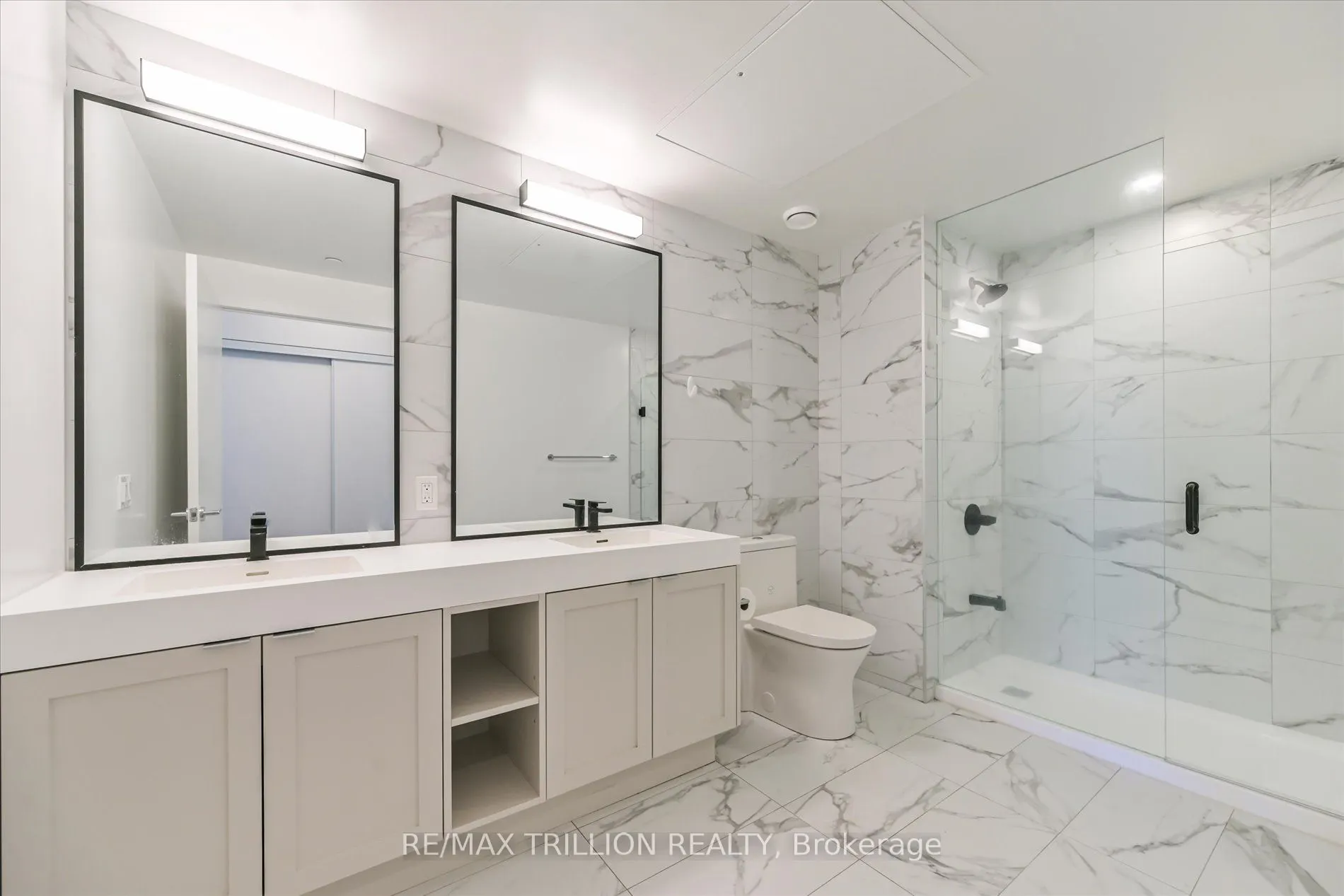250 Lawrence Avenue W, #801