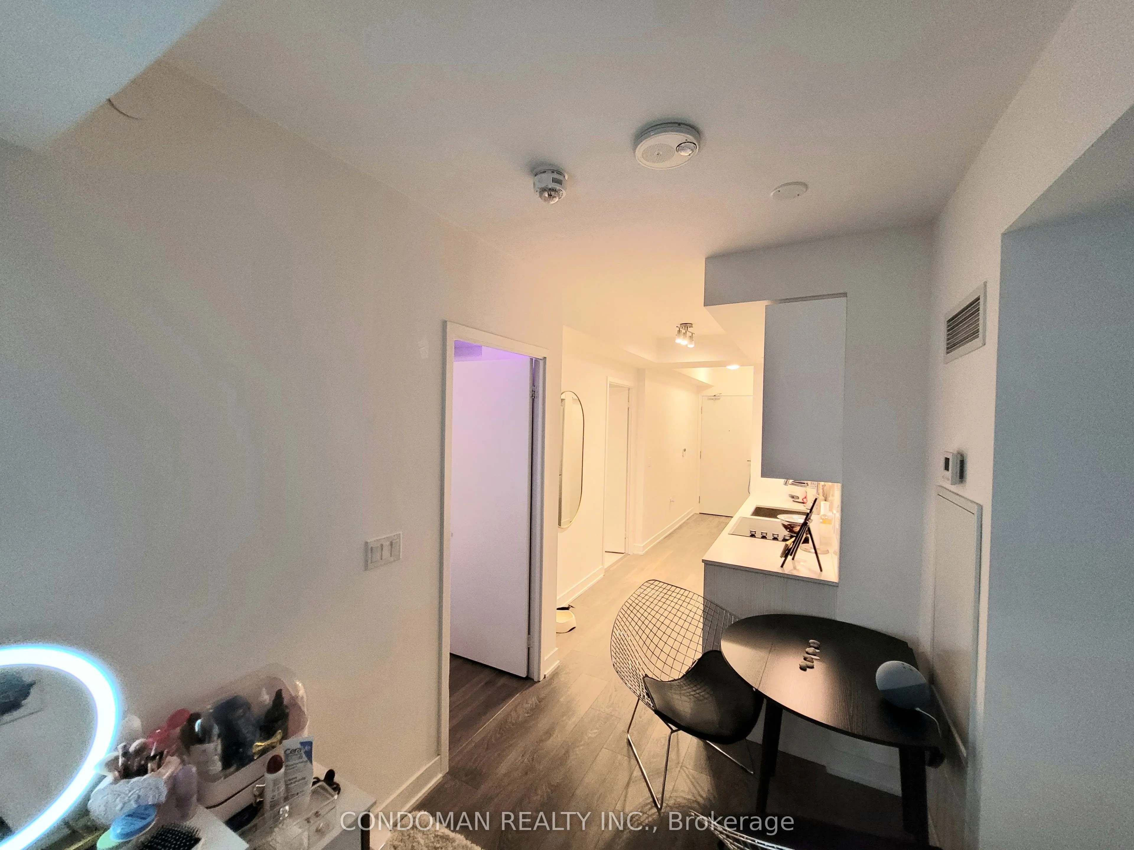 99 Broadway Avenue, #1608
