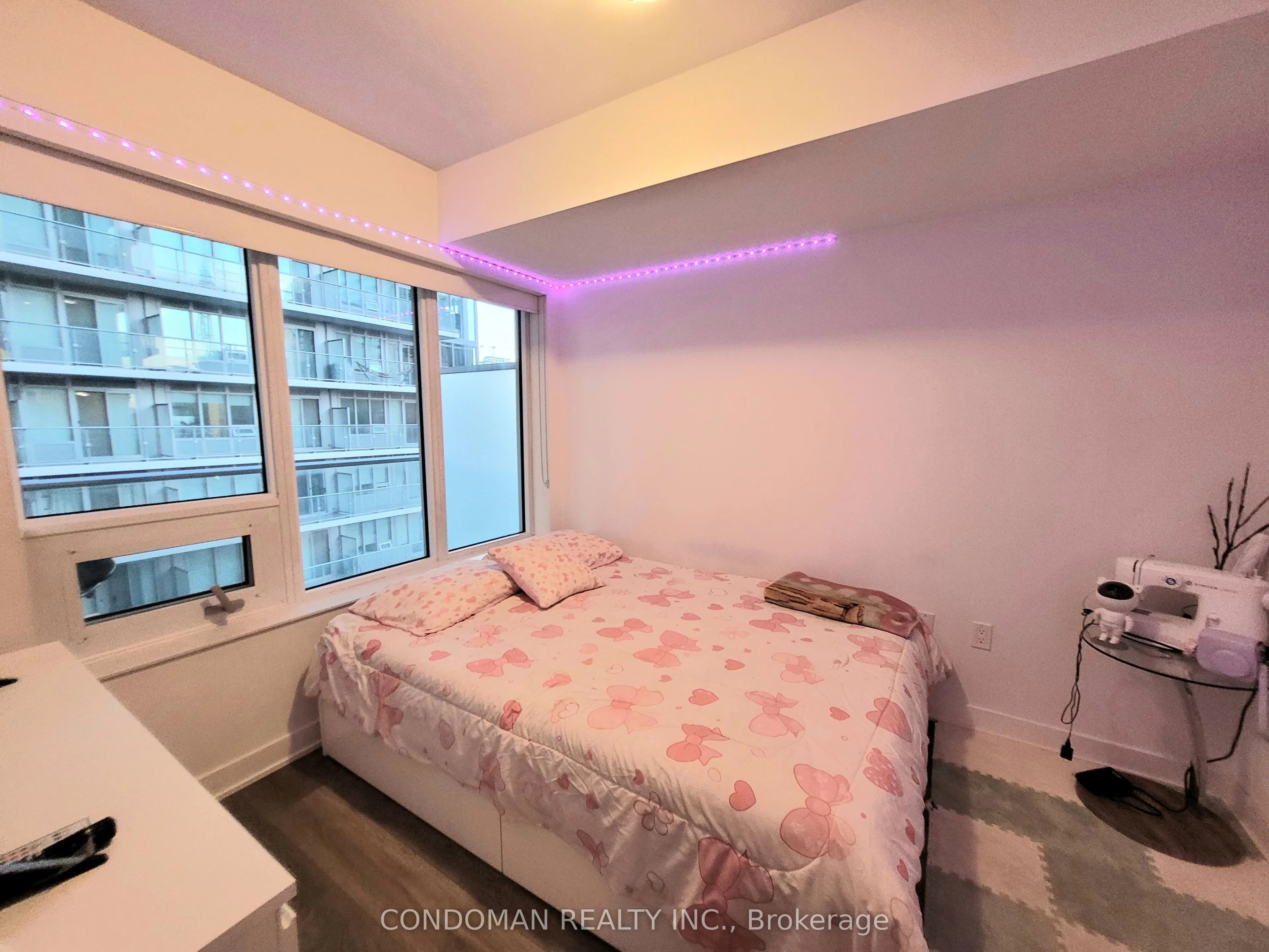 99 Broadway Avenue, #1608